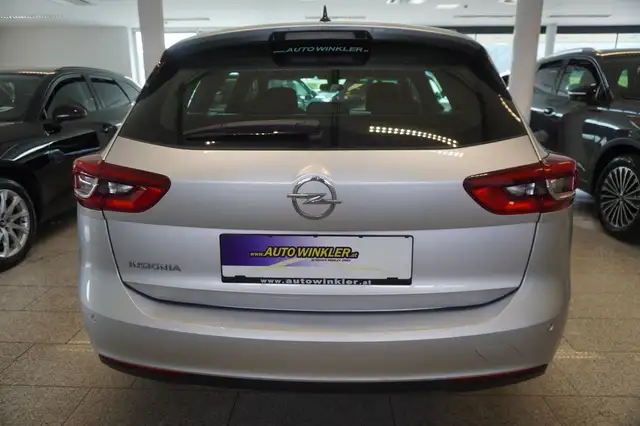 Opel Insignia view 6