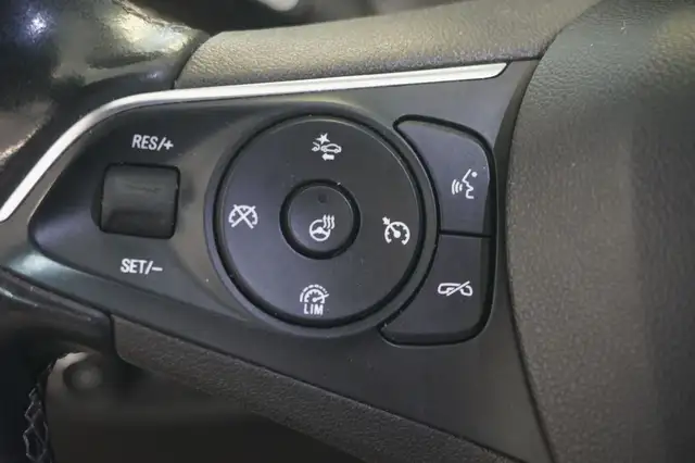 Opel Insignia view 12