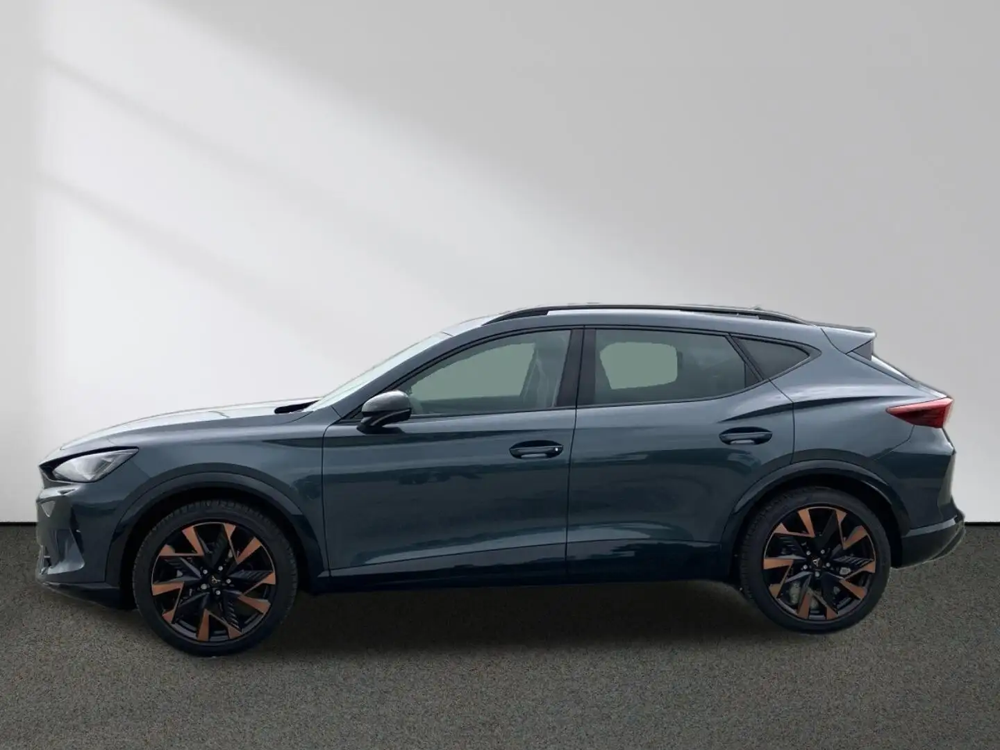 CUPRA Formentor 1.5eTSI Paket. Dynamic+Edge+Pure Perf. Grau - 2
