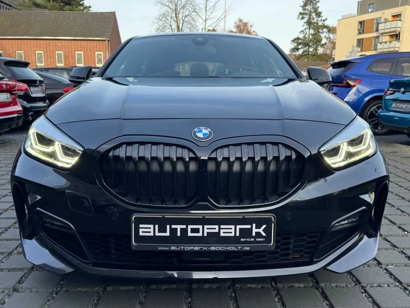 BMW 118 i M Sport Shadow ACC h/k DA RFK Wireless 8xLM Noir - 2