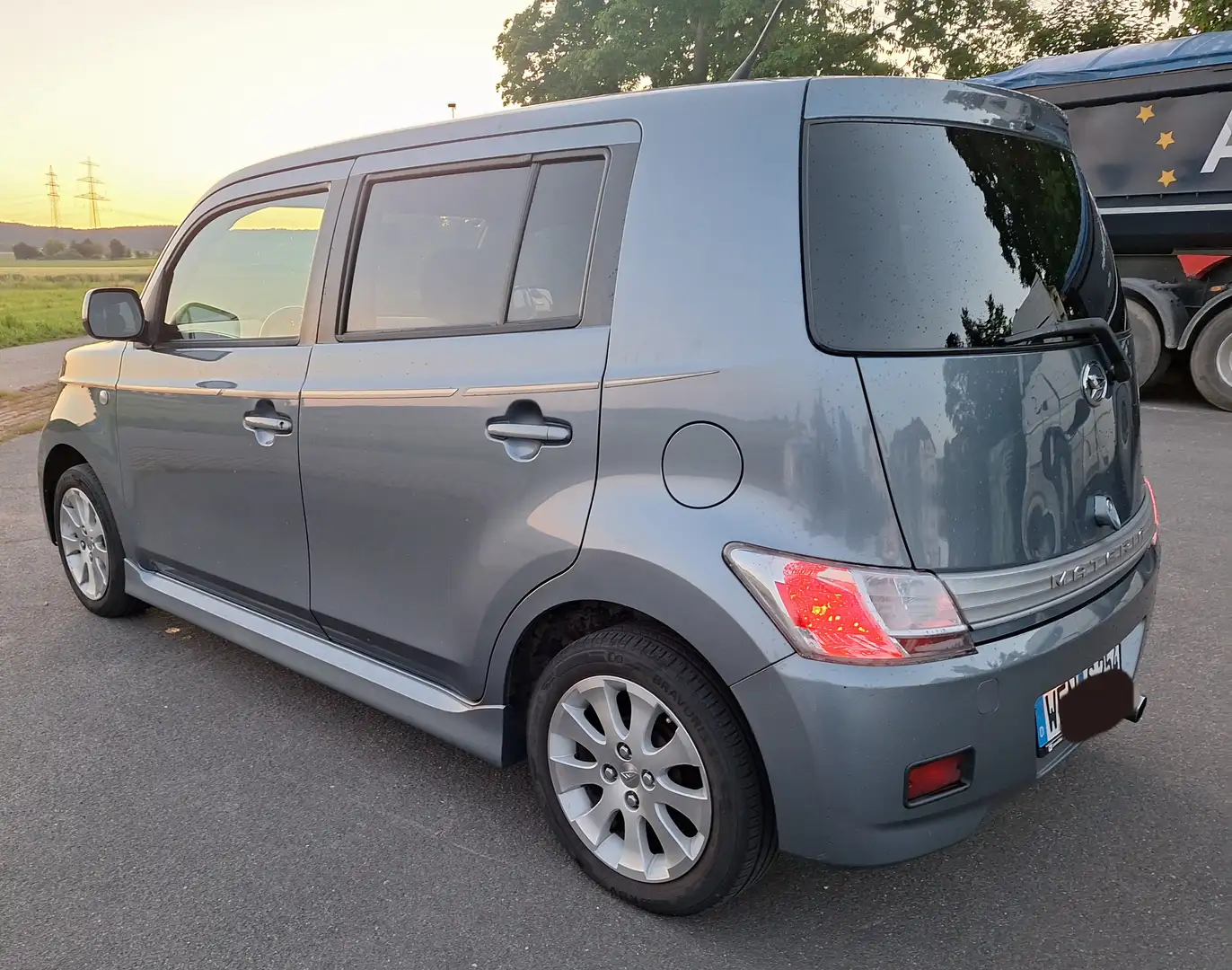 Daihatsu Materia Materia 1.5 Automatik WhiteX Gri - 2