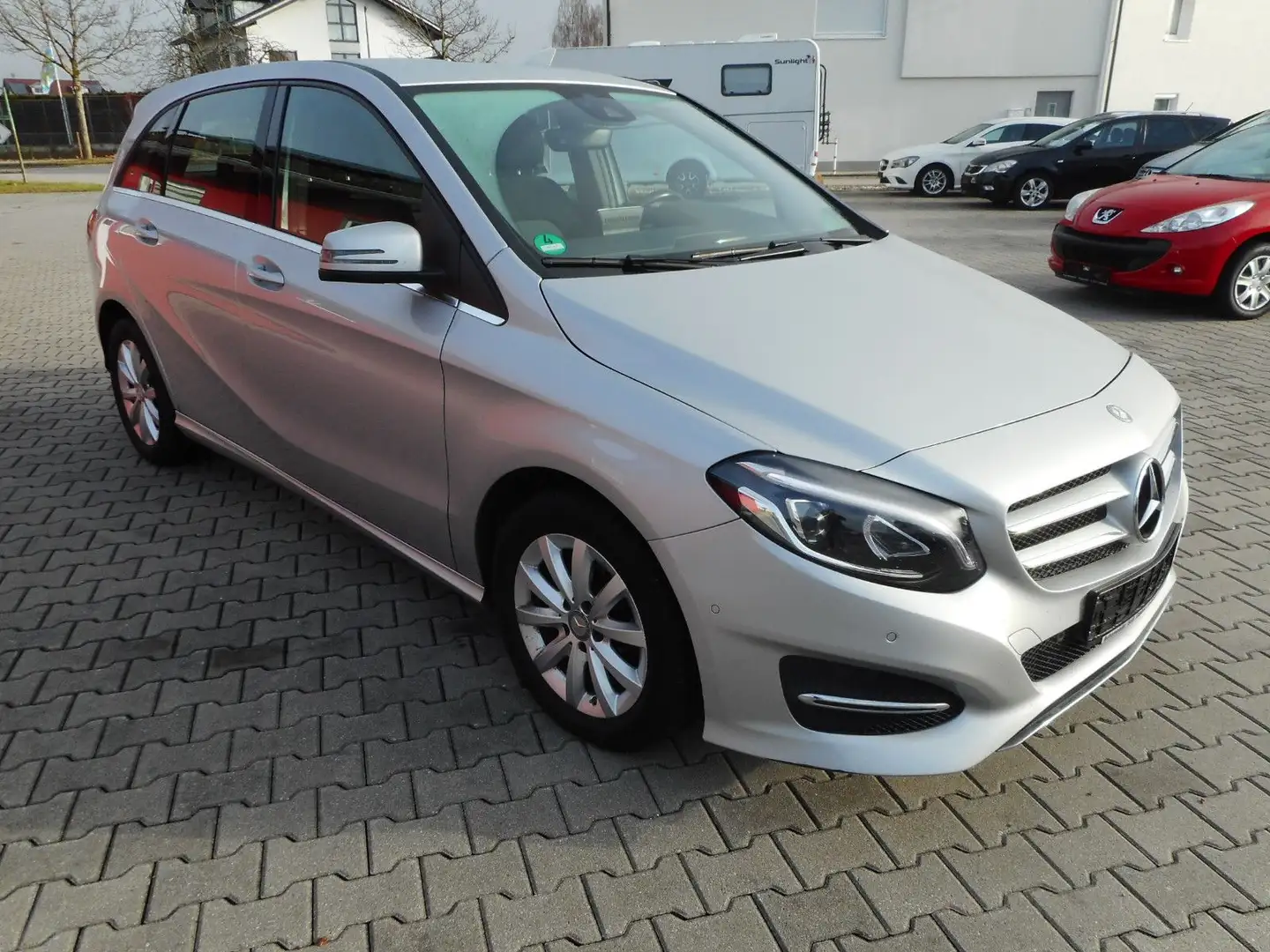 Mercedes-Benz B 180 CDI PDC Kamera LED AHK 1. Hd werkstattgepf Silber - 2