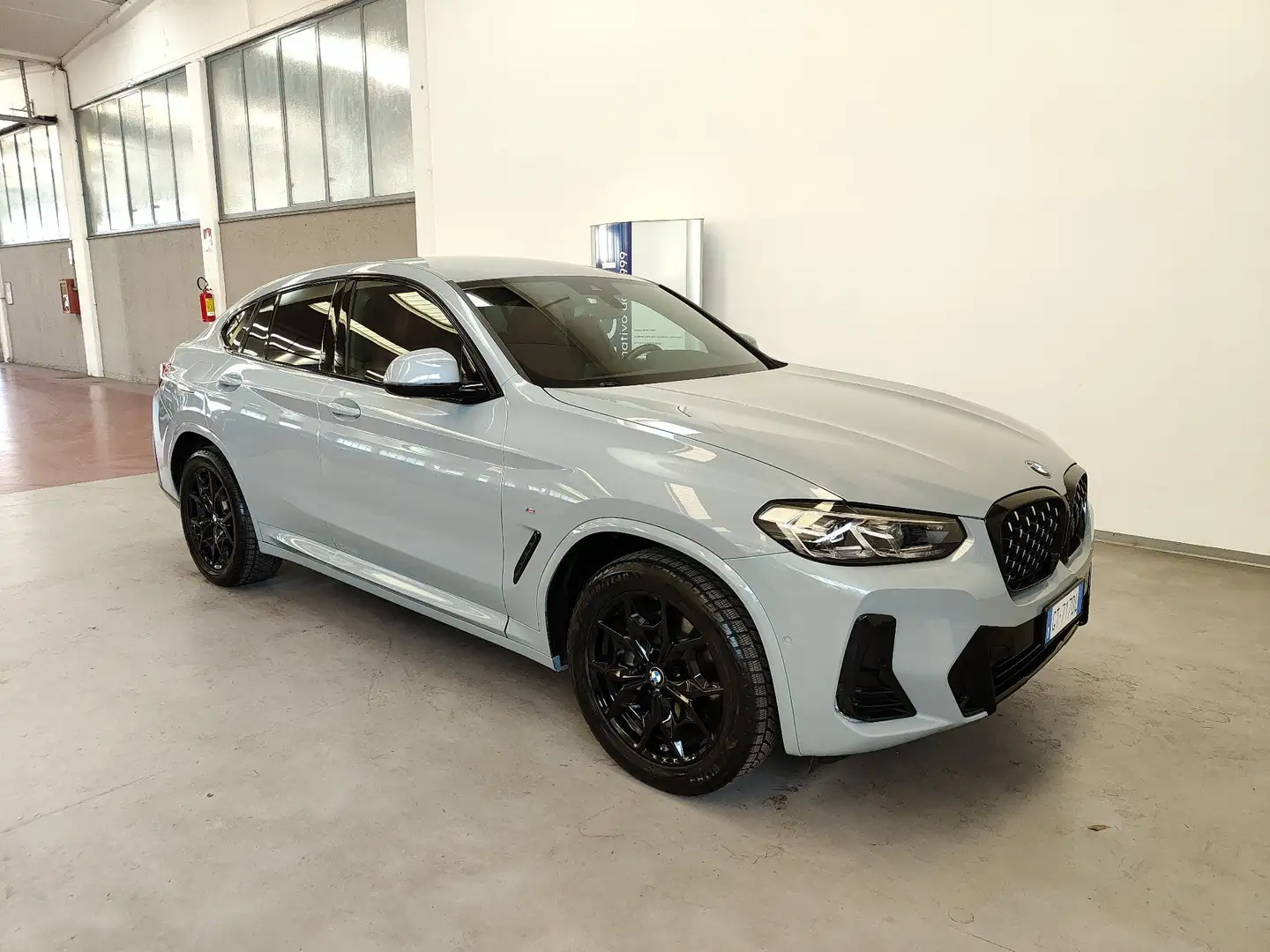 BMW X4 xDrive30i 245 CV 48V Msport auto Pelle 19” M Sport Grigio - 2