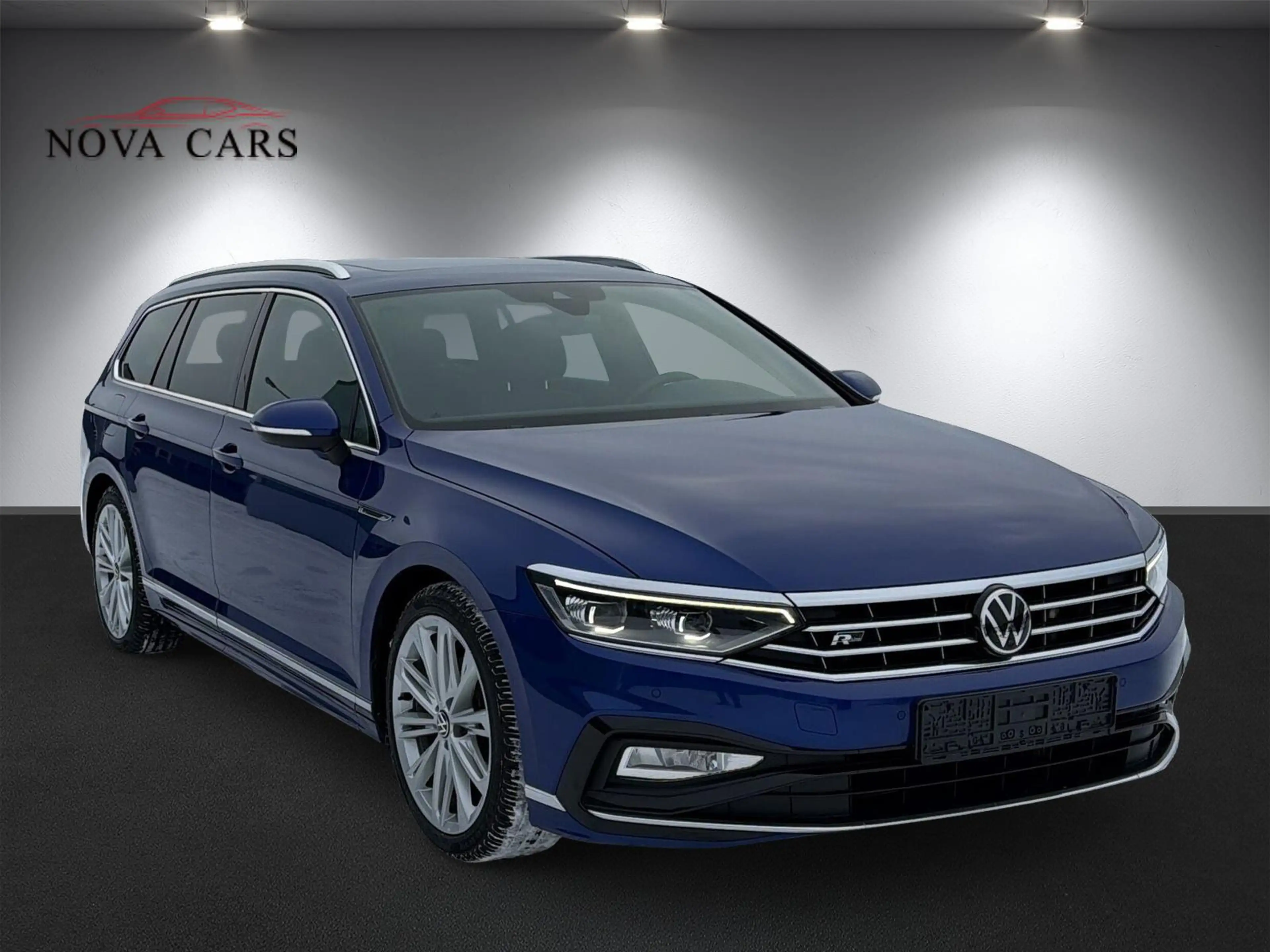 Volkswagen Passat Variant 3x R-Line*Pano*360*Elegance*Matrix — photo 8