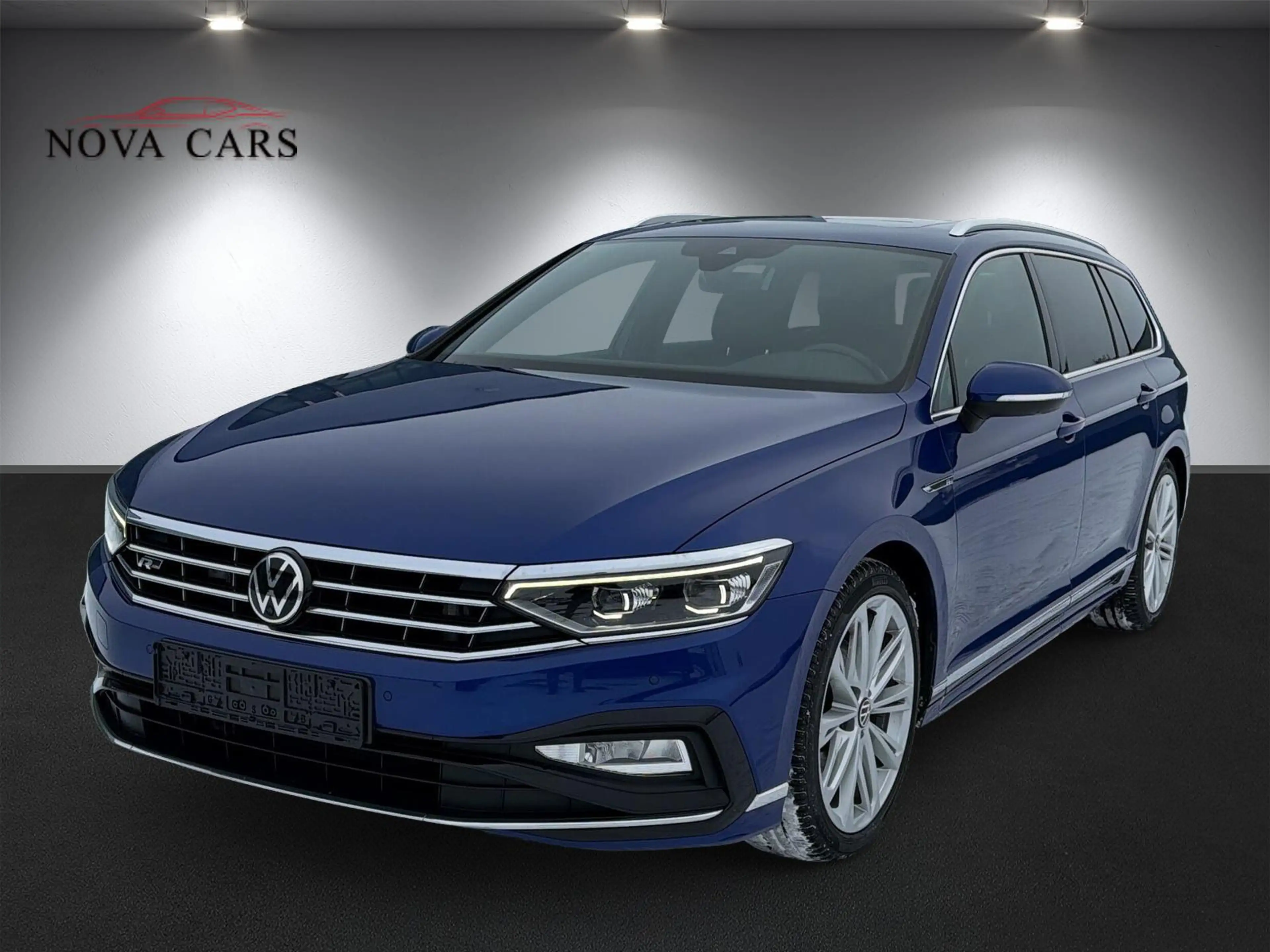 Volkswagen Passat Variant 3x R-Line*Pano*360*Elegance*Matrix — photo 2
