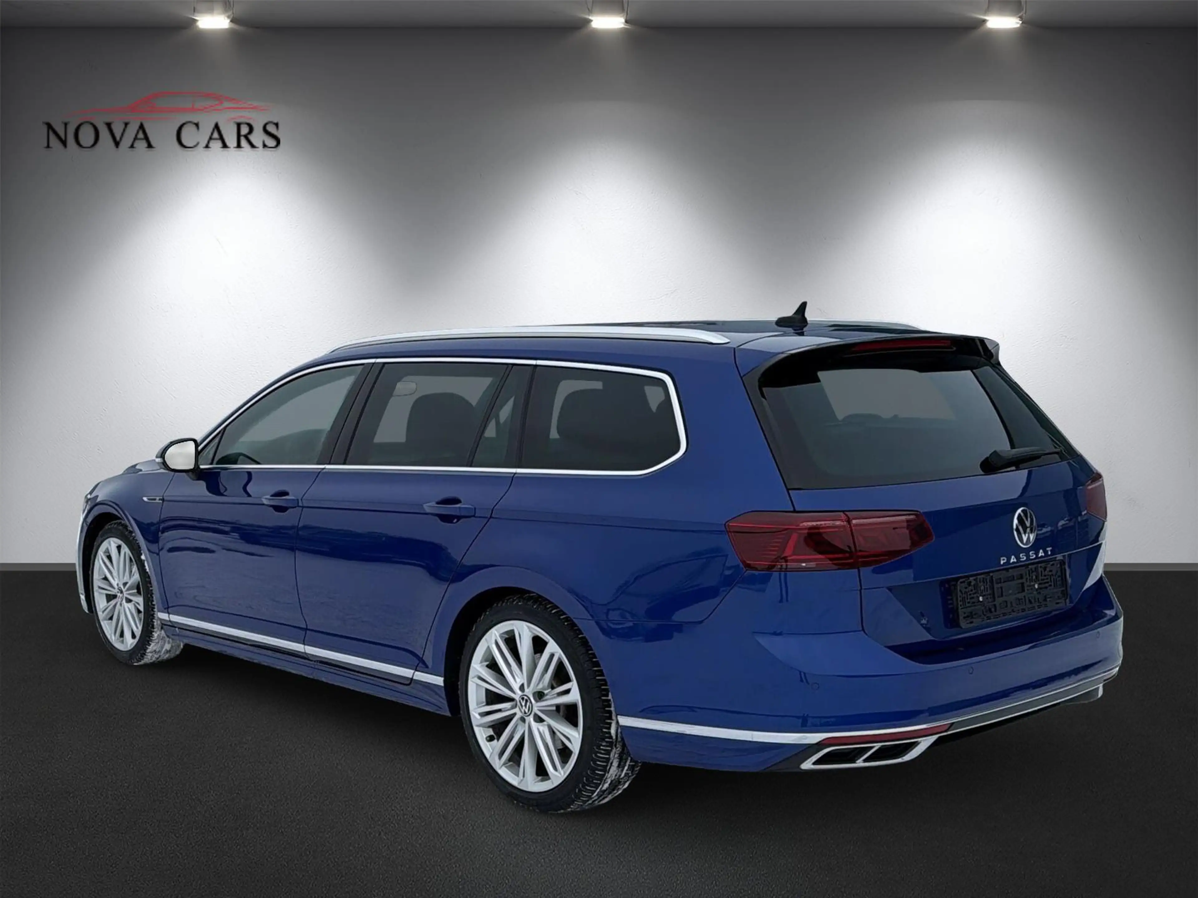 Volkswagen Passat Variant 3x R-Line*Pano*360*Elegance*Matrix — photo 4