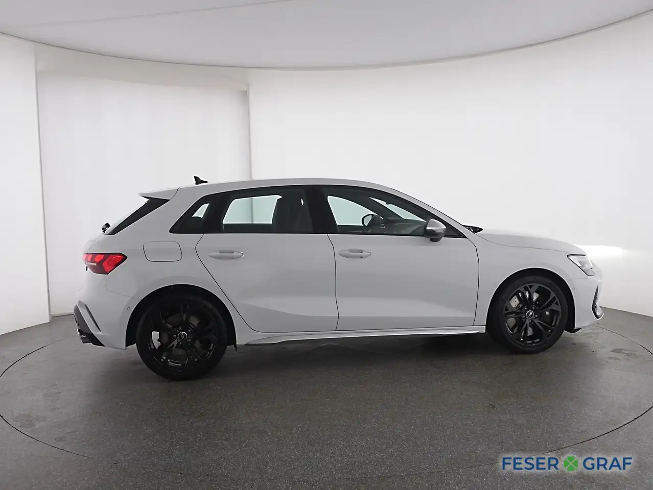 Audi S3 Sportback 2.0 TFSI quattro V-Cockpit/Navi/18" 12