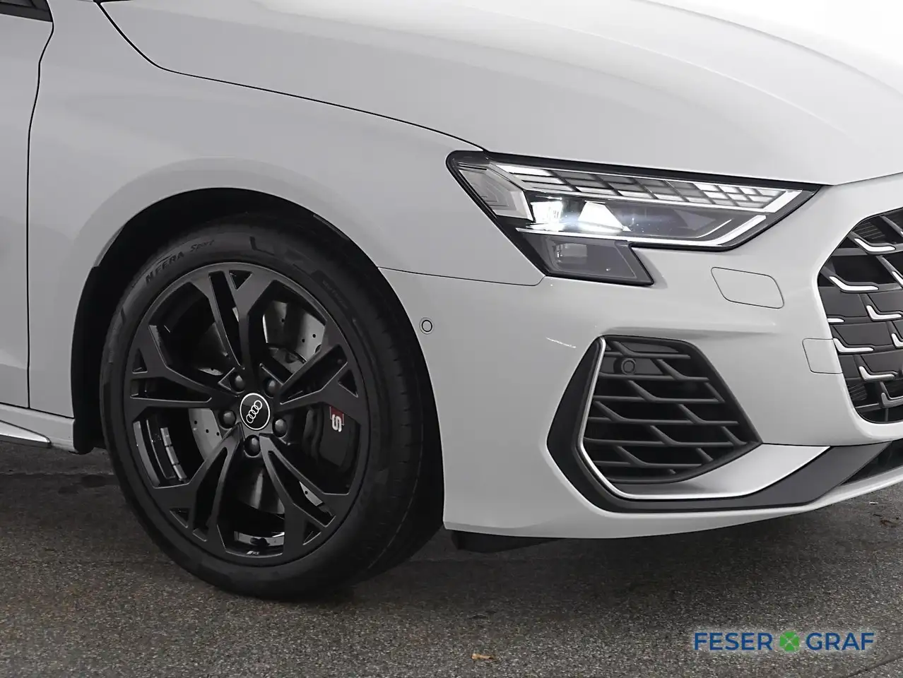 Audi S3 Sportback 2.0 TFSI quattro V-Cockpit/Navi/18" 9