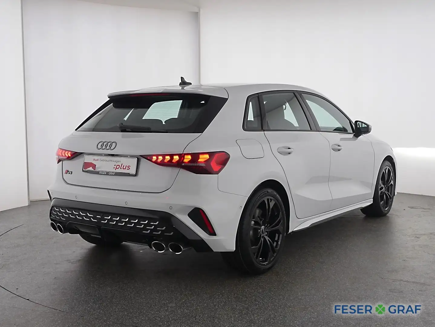 Audi S3 Sportback 2.0 TFSI quattro V-Cockpit/Navi/18" Weiß - 2