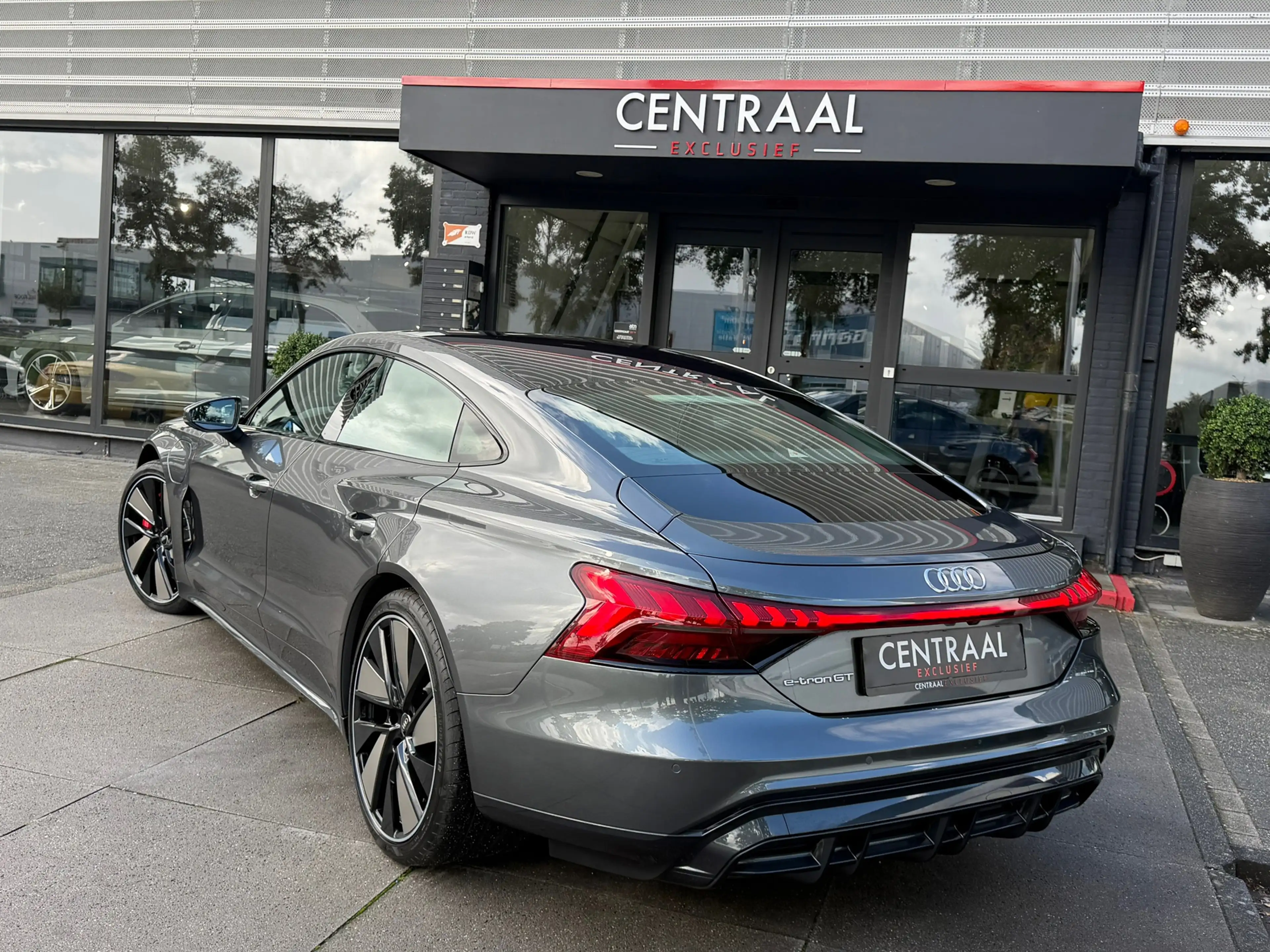 Audi e-tron GT GT 93 kWh NL-Auto|Luchtvering|Memory|476PK|Carplay — photo 4