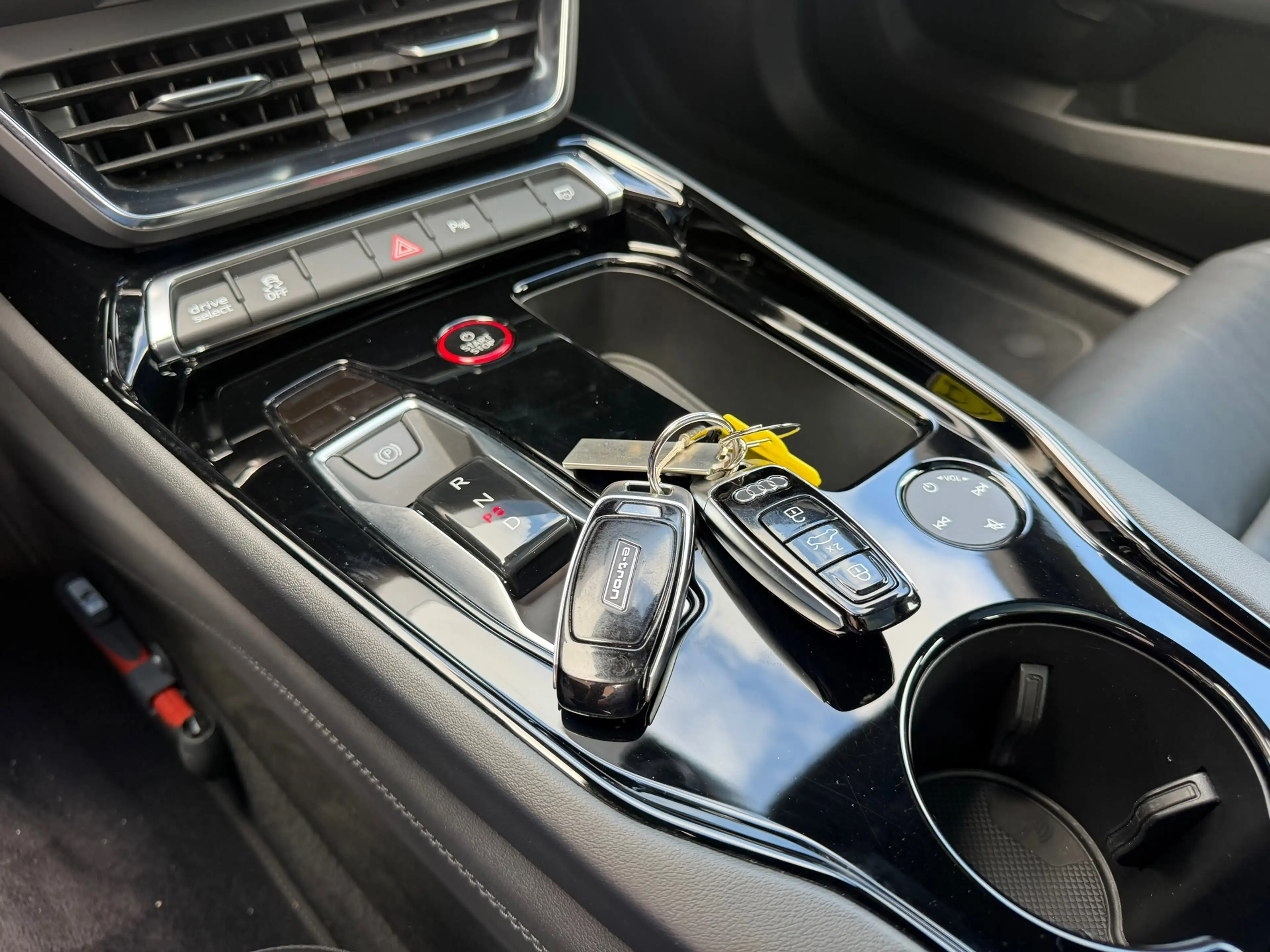 Audi e-tron GT GT 93 kWh NL-Auto|Luchtvering|Memory|476PK|Carplay — photo 10