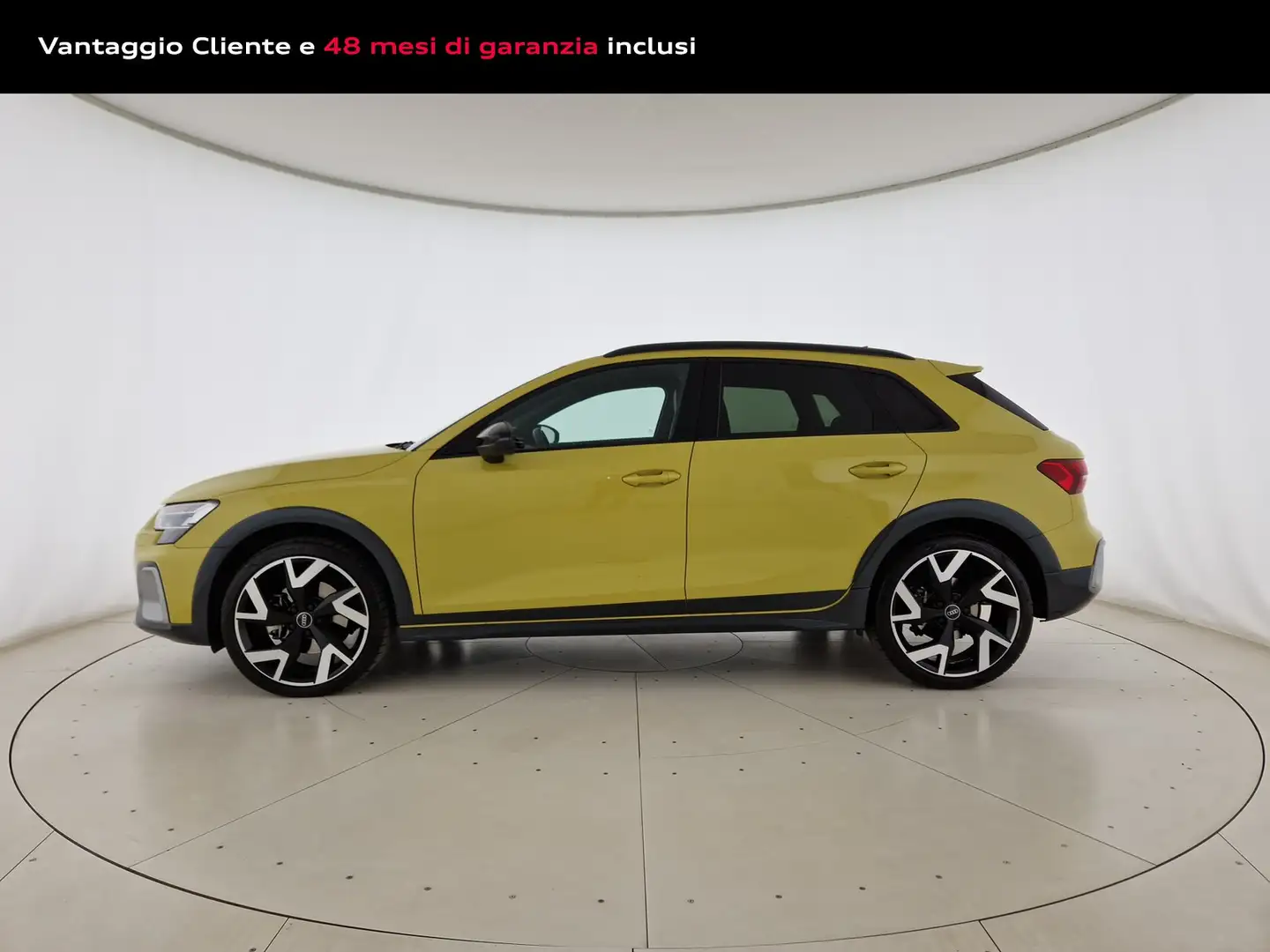 Audi A3 allstreet 35 1.5 tfsi mhev identity contrast s-tro Giallo - 2