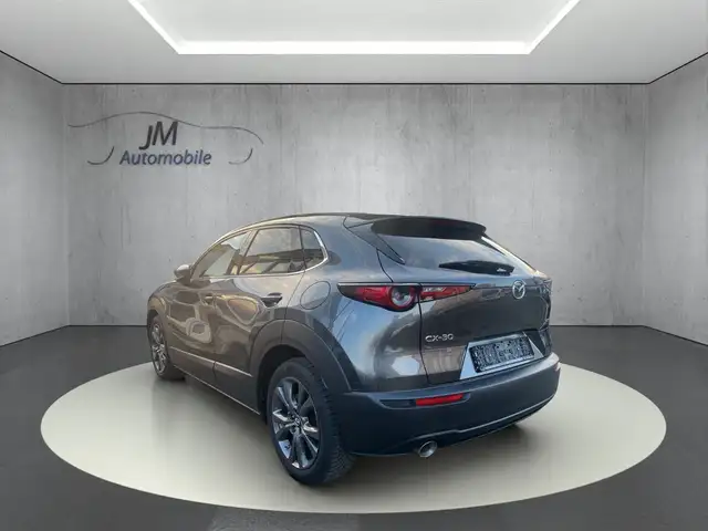 Mazda CX-30 view 4