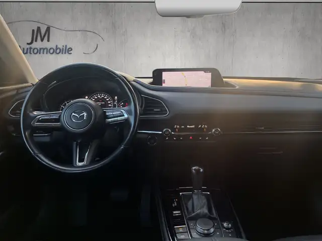 Mazda CX-30 view 13