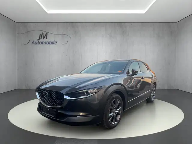 Mazda CX-30 view 3