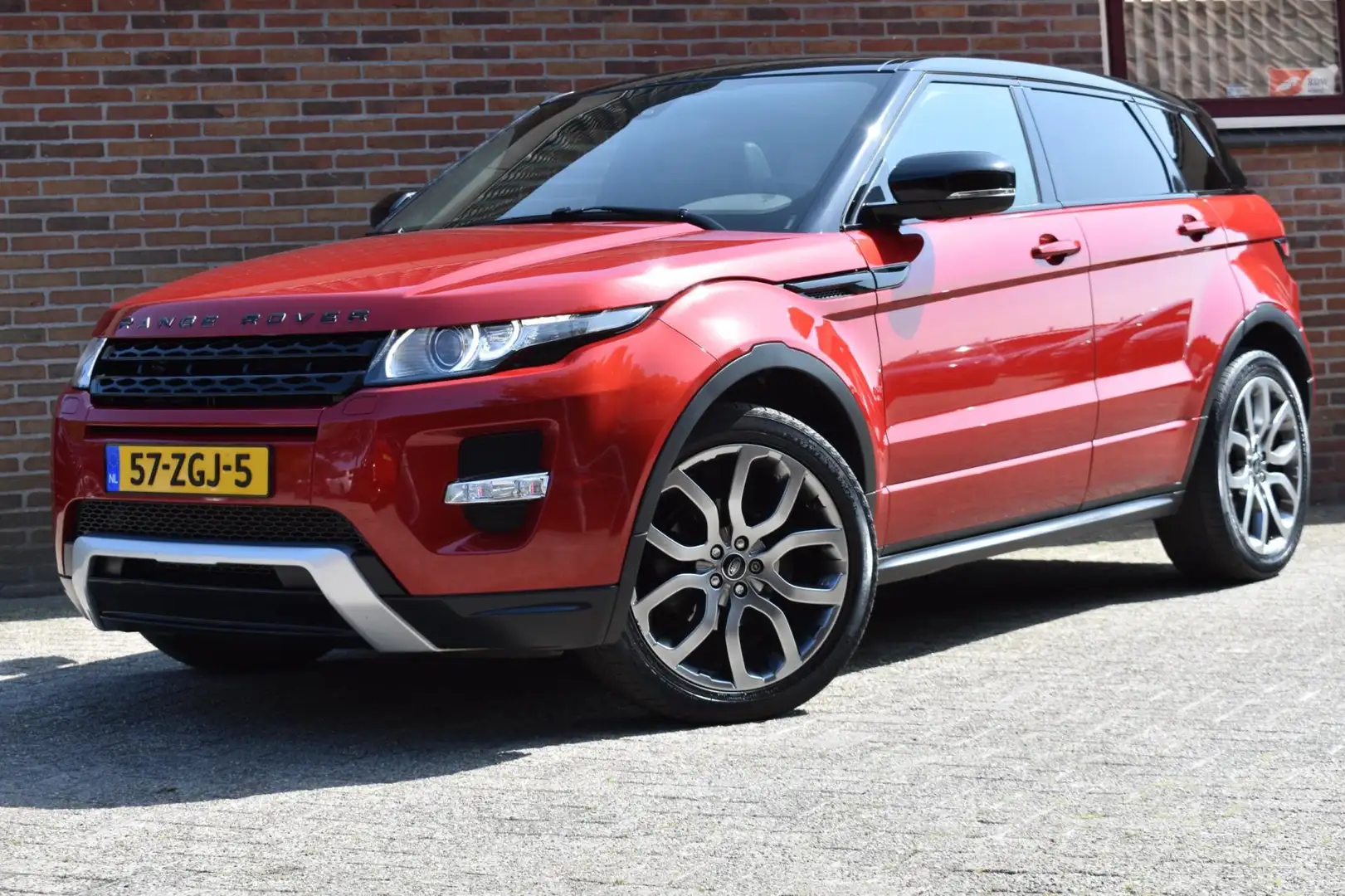Land Rover Range Rover Evoque 2.2 TD4 4WD Prestige '12 Pano Leder Clima Navi Cru Rood - 1
