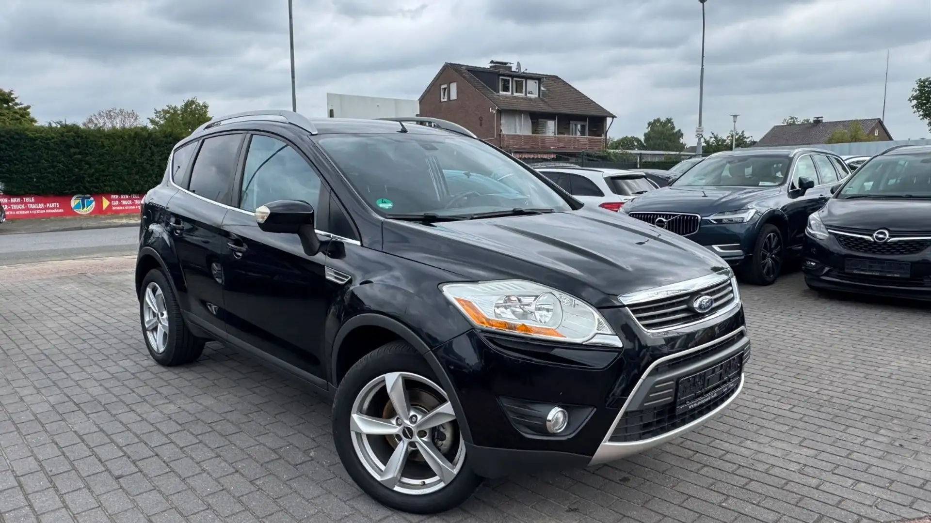 Ford Kuga Titanium 2.0 TDCi |KLIMA|TÜV/AU|AHK|SHZ Negro - 1