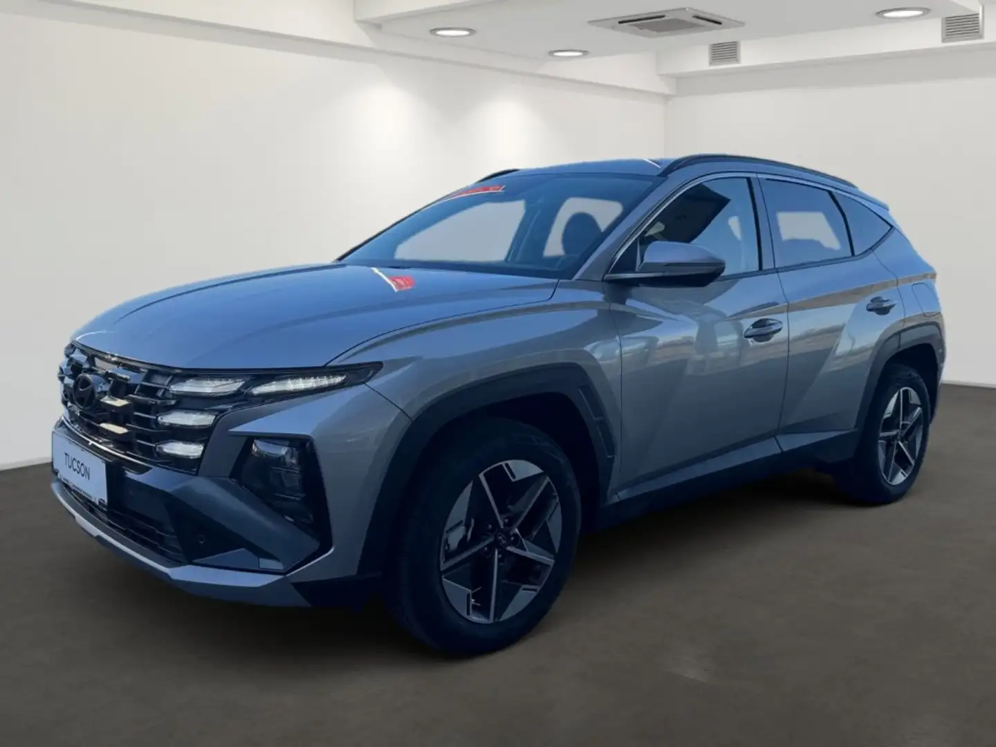 Hyundai TUCSON NX4 GO 1,6 T-GDi 2WD t5bg1 Plateado - 1
