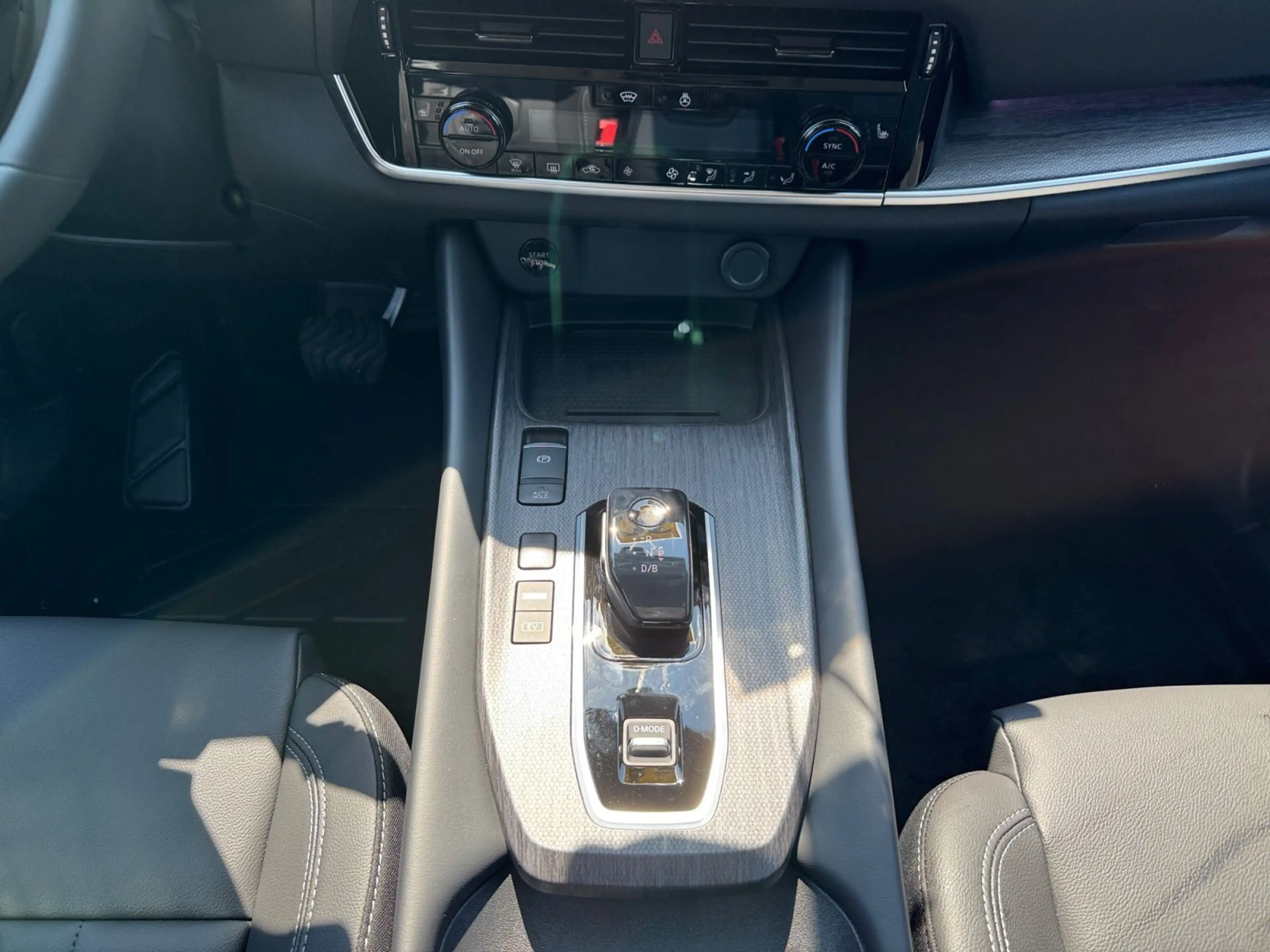 Nissan Qashqai QASHQAI 1.5 e-POWER 205 PS 4x2 Tekna HUD — photo 13