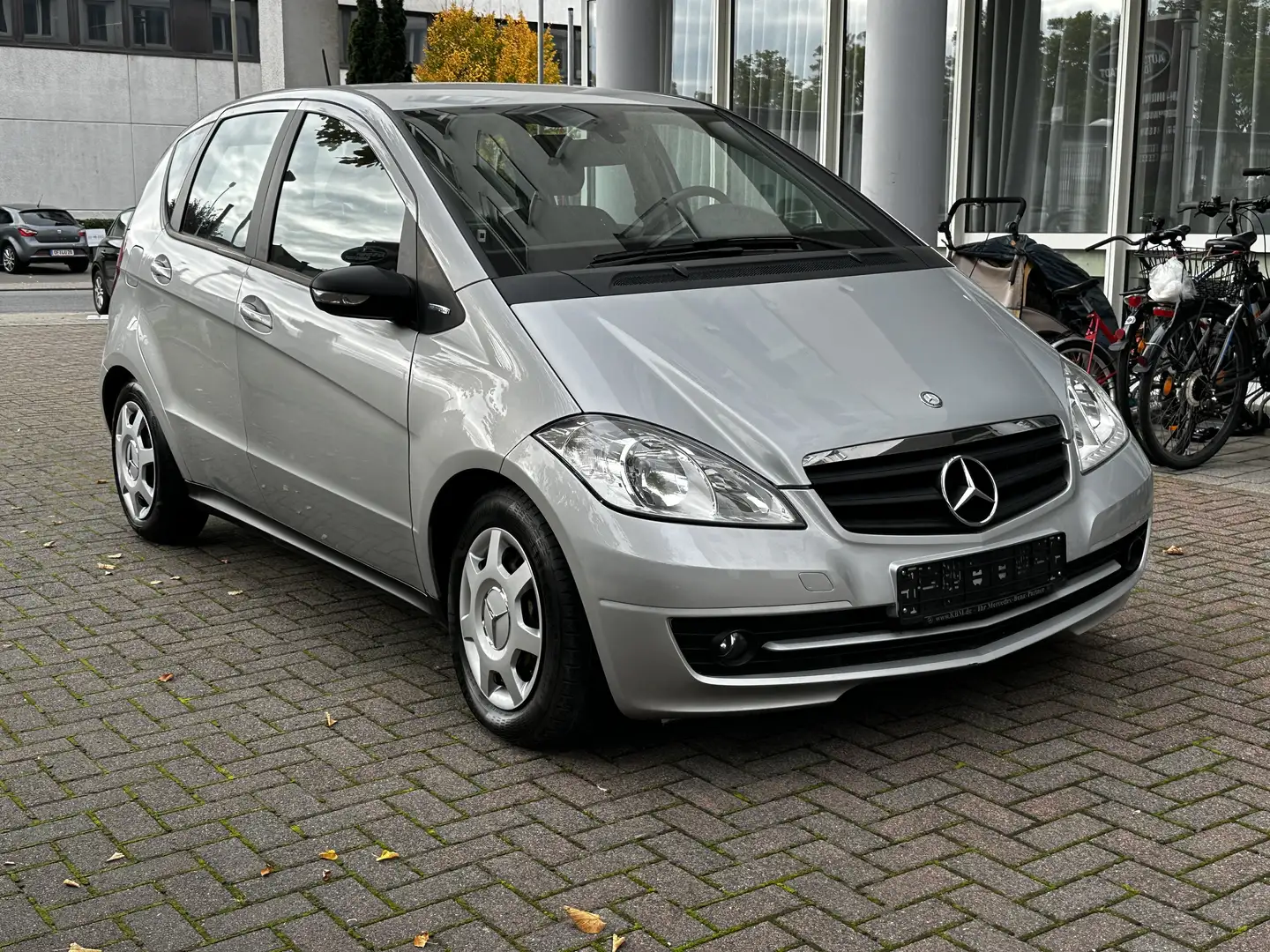 Mercedes-Benz A 160 /Tüv-Neu/Klima/Isofix/Sitz-H/E.Spiegel/MFLR/CD Grau - 1