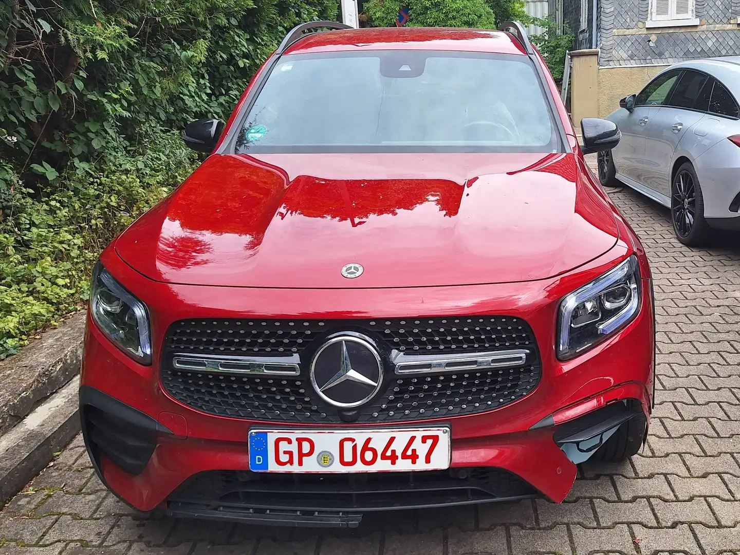Mercedes-Benz GLB 200 7G-DCT AMG Line Kamera sitzh, Spurpacket Rouge - 1