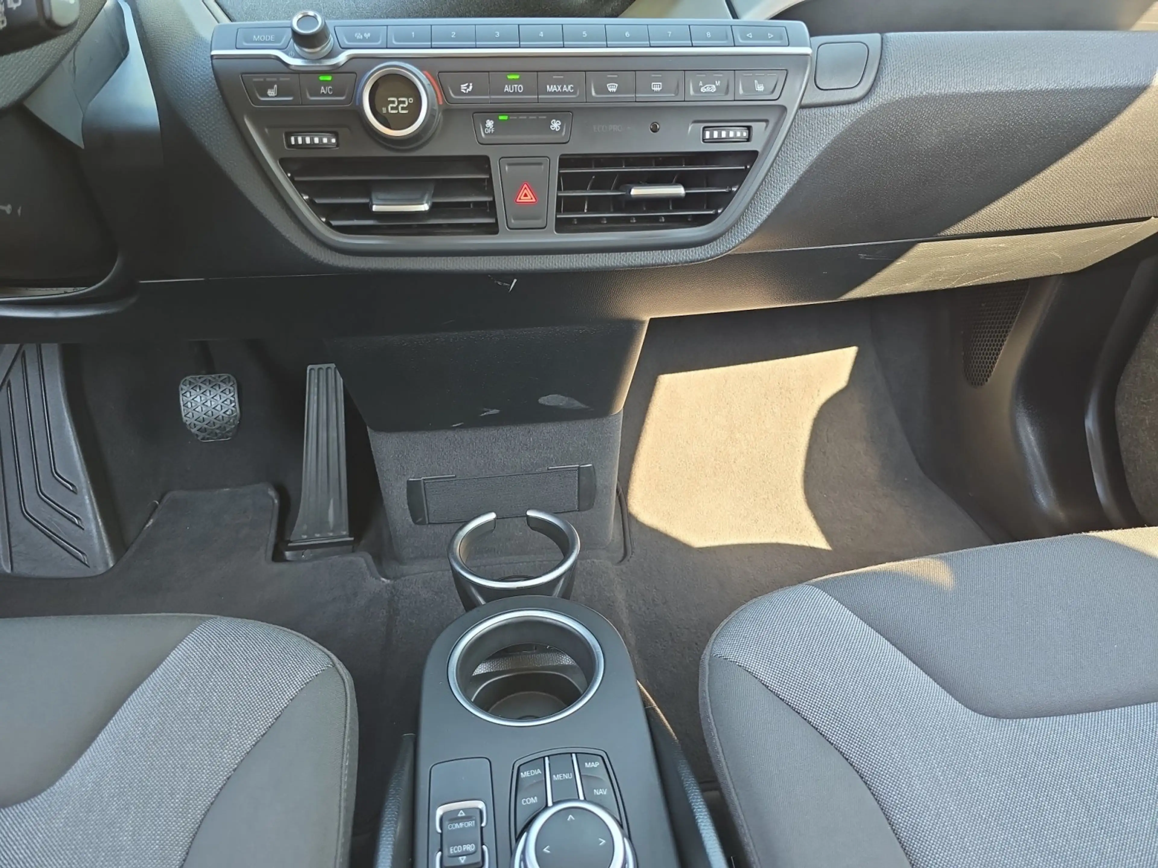 BMW i3 Basis — photo 12