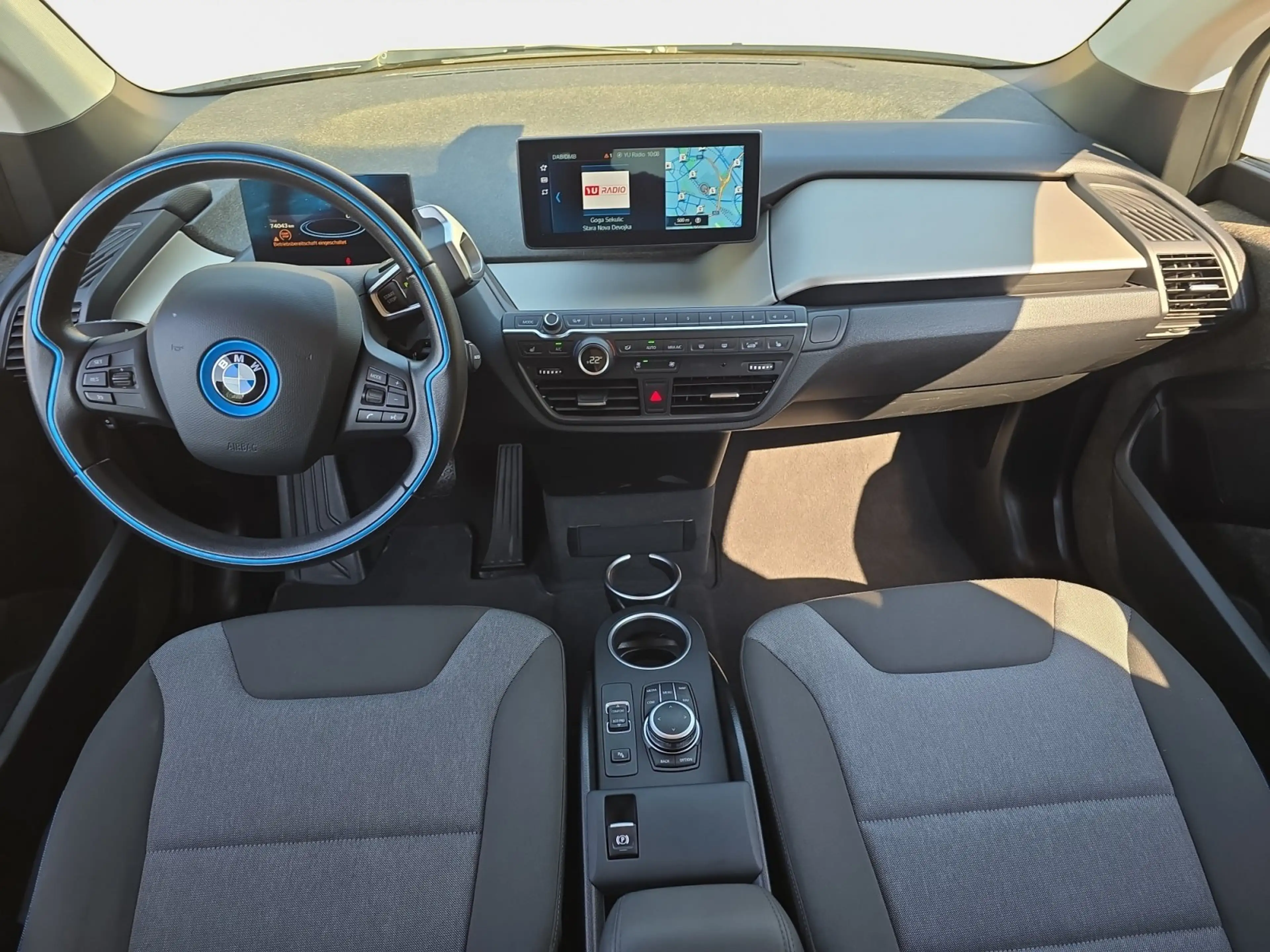 BMW i3 Basis — photo 11