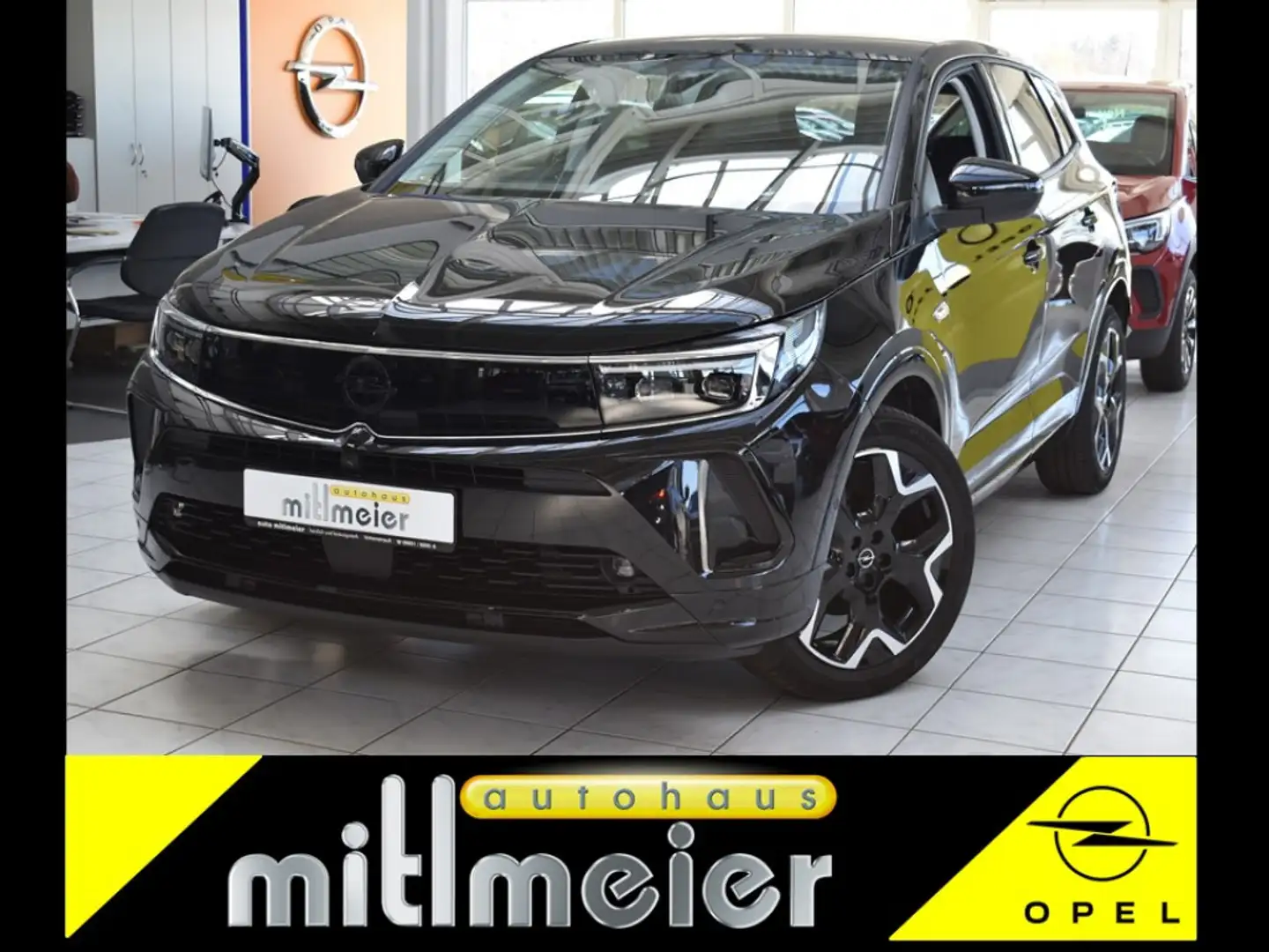 Opel Grandland 1.2T GS. NAVI MatrixLED Kamera SHZ DAB Schwarz - 1