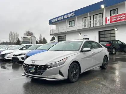 Silver 2022 Hyundai Elantra Hybrid Sedan 6-Speed Automatic