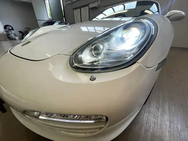 Porsche Boxster view 16