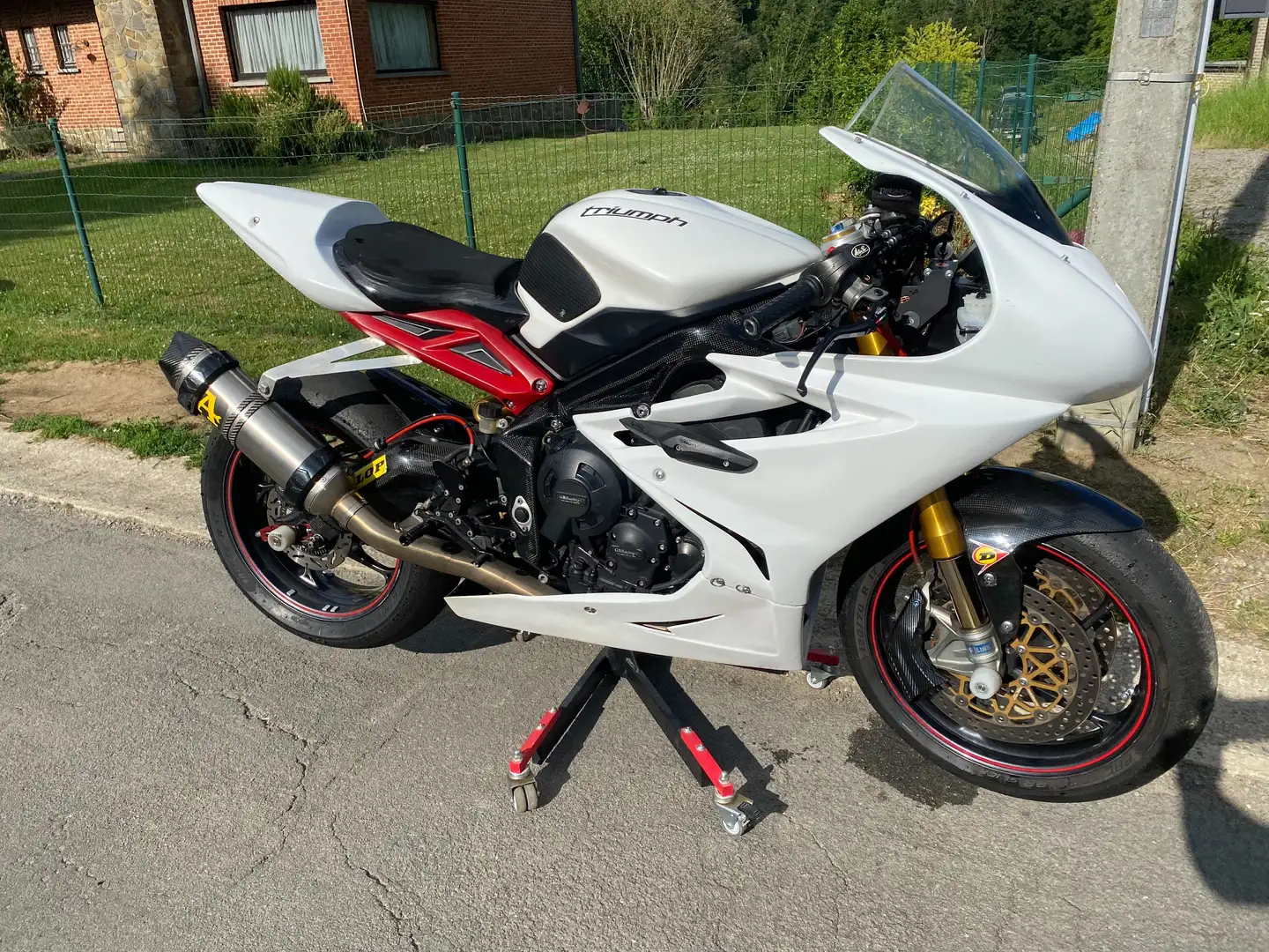 Triumph Daytona 675 TRIUMPH DAYTONA 675R  (H67) piste Blanc - 2