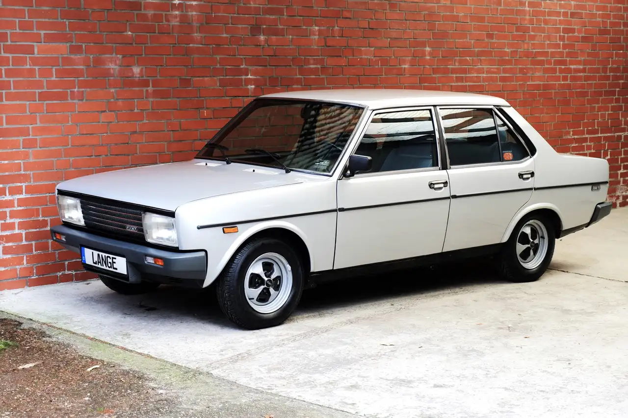 Fiat 131 Supermirafiori 1300/TC 42T km Neuwertig, Schweiz, foto 5