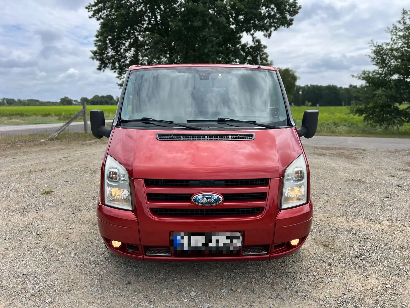 Ford Tourneo TDCi mit Tüv 8/2026 Rot - 2