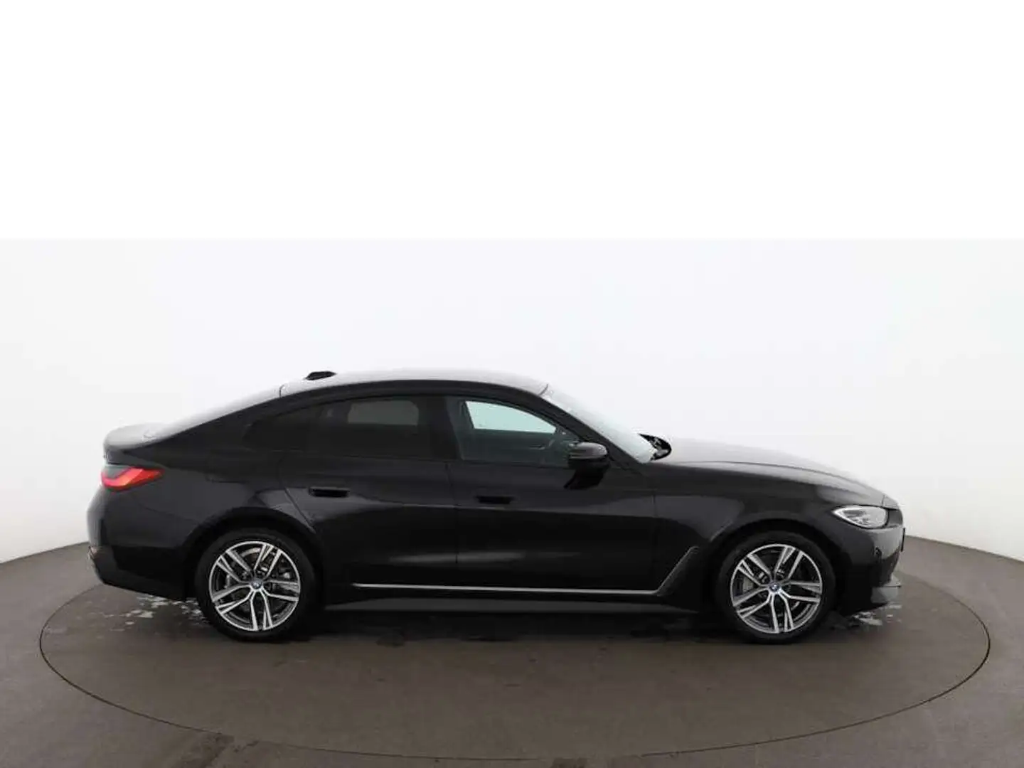 BMW i4 Gran Coupe eDrive 40 80,7kWh Aut LED AHK NAVI Zwart - 2