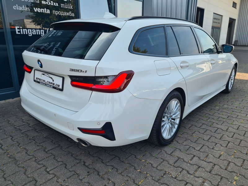 BMW 320 d Sport Line - Sport AUT - SHAODW - PANO — photo 8