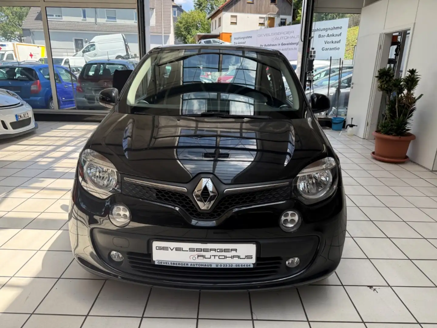 Renault Twingo Luxe 0.9 TCe 90 Scheckheft 2.Hand DAB SHZ Spurwech Schwarz - 2