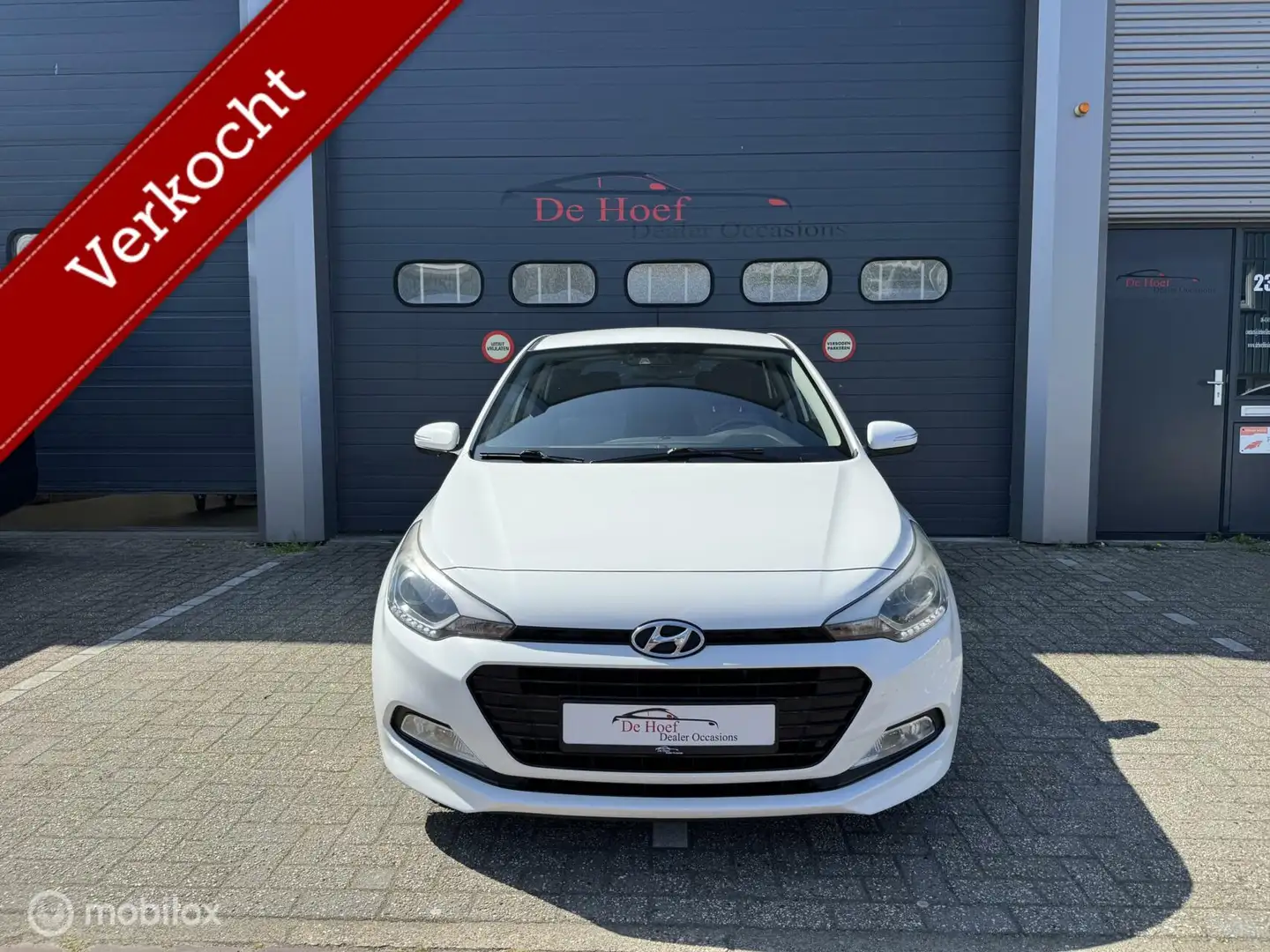 Hyundai i20 1.0 T-GDI Premium✓Airco ✓Cruise ✓Navi ✓Nw APK Blanco - 2