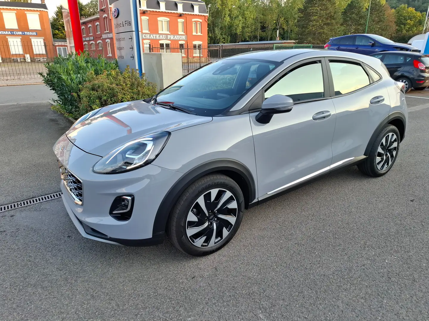 Ford Puma Puma 1.0 EcoBoost mHEV Titanium (EU6d) Gris - 1