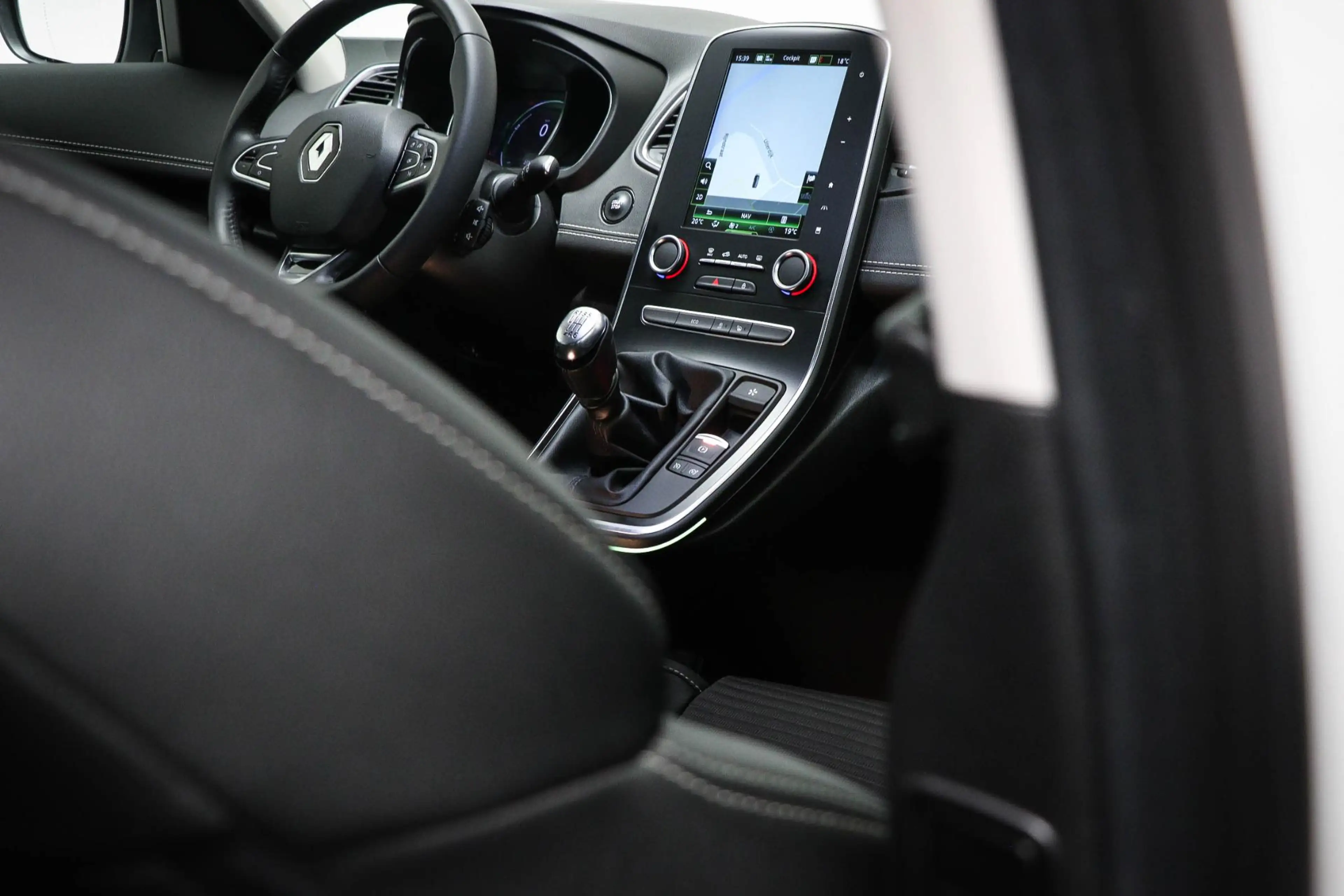 Renault Scenic 1.3 TCe Intens | EASY LIFE PACK | HALF LEDER | DAB — photo 10