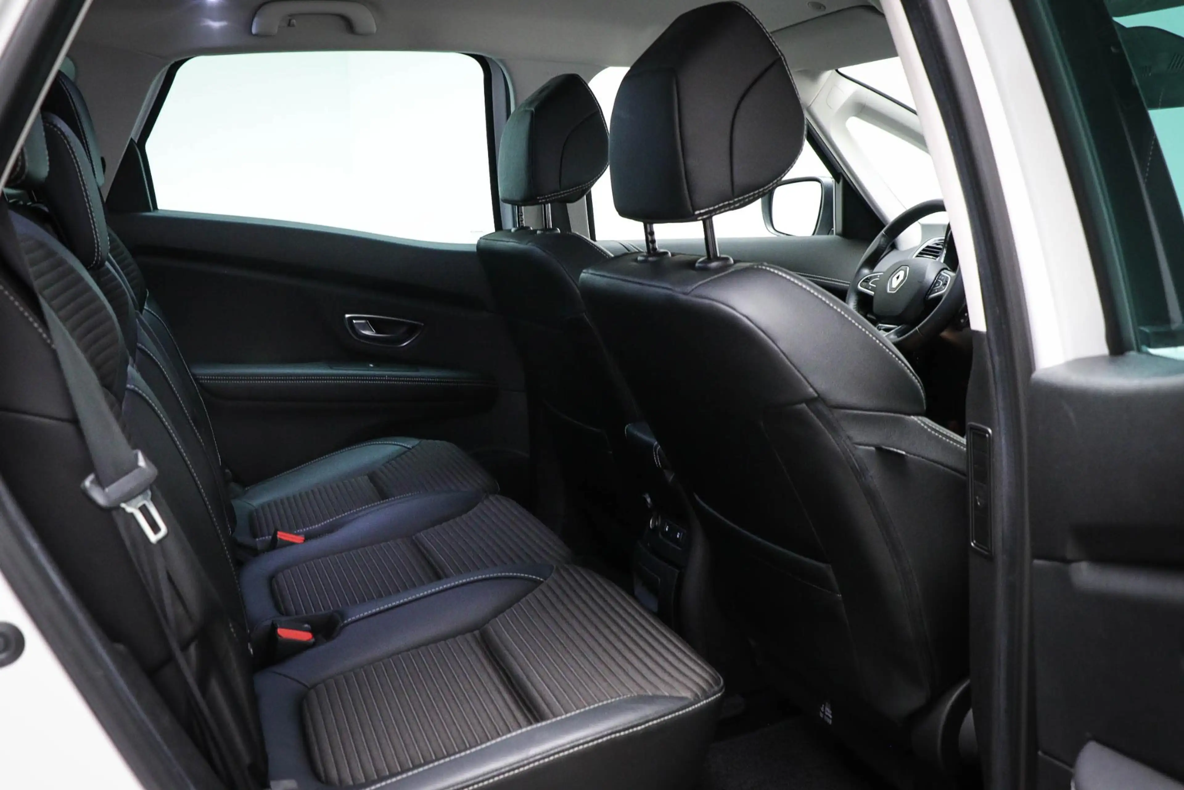 Renault Scenic 1.3 TCe Intens | EASY LIFE PACK | HALF LEDER | DAB — photo 9