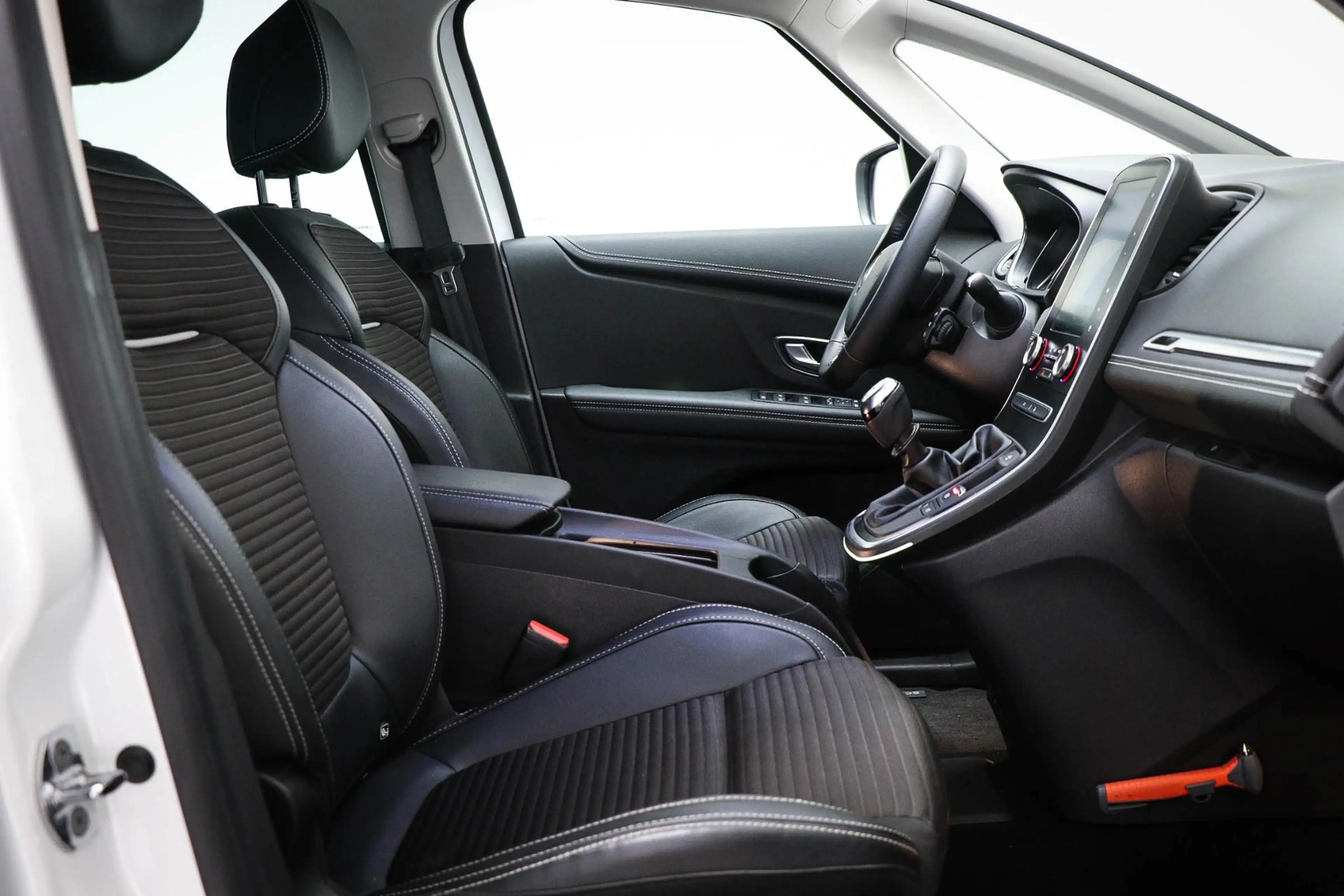 Renault Scenic 1.3 TCe Intens | EASY LIFE PACK | HALF LEDER | DAB — photo 4