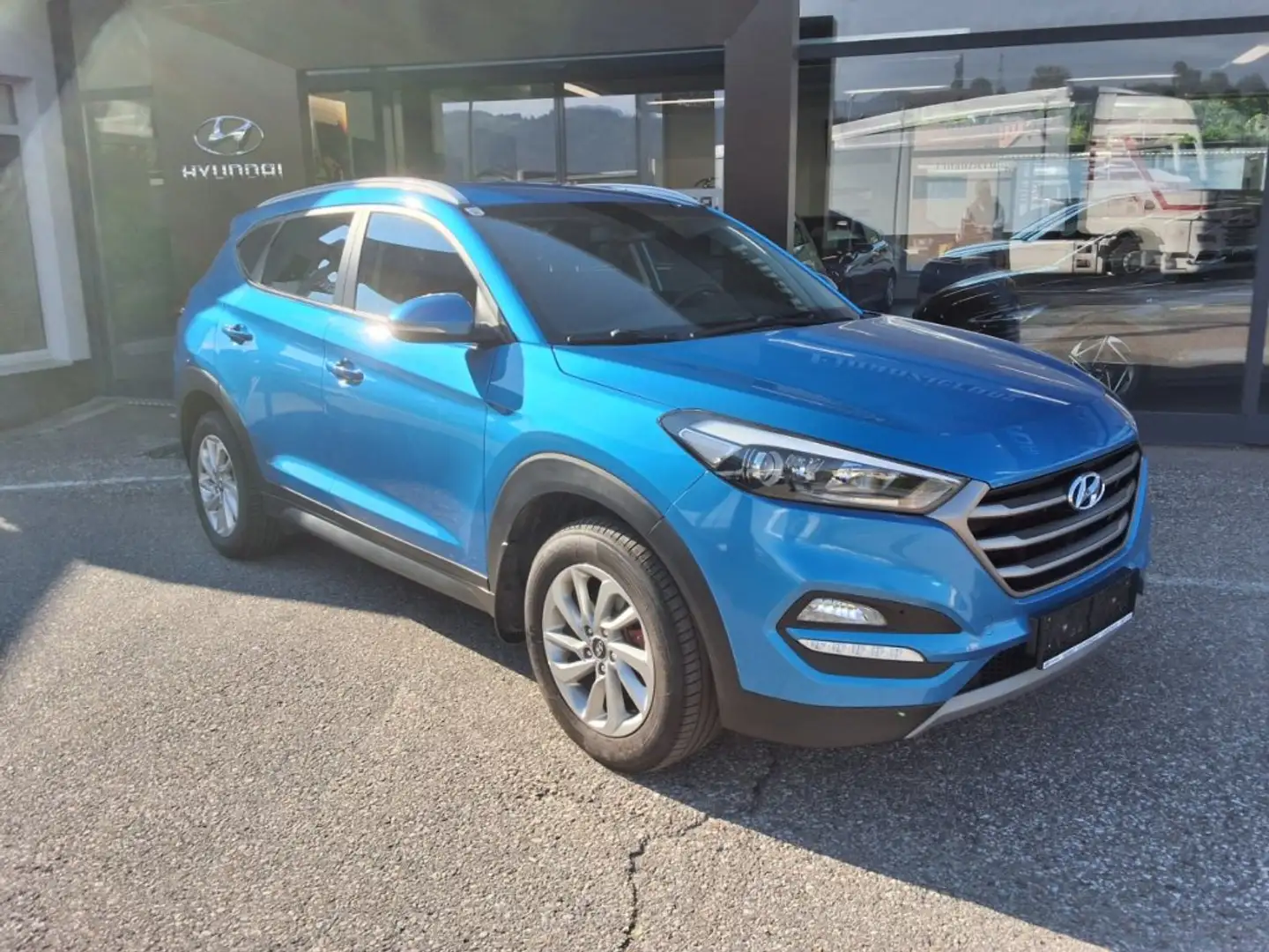 Hyundai TUCSON GO 1,7 CRDi 2WD MT 807e Blau - 1
