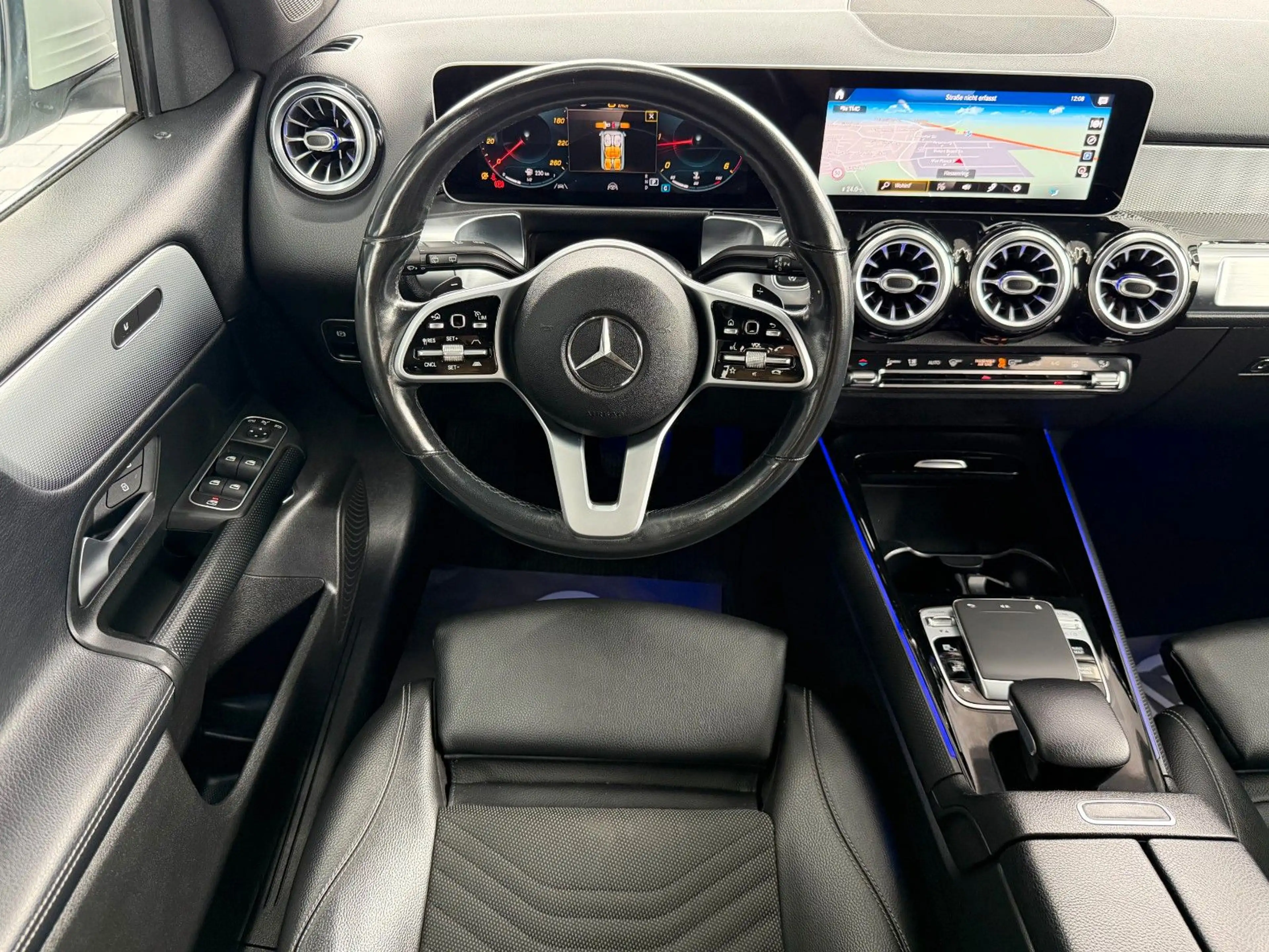 Mercedes-Benz GLB 200 d*7 Sitzer*Mbeam*KAMERA*Dist+*StHz*Ambie — photo 12