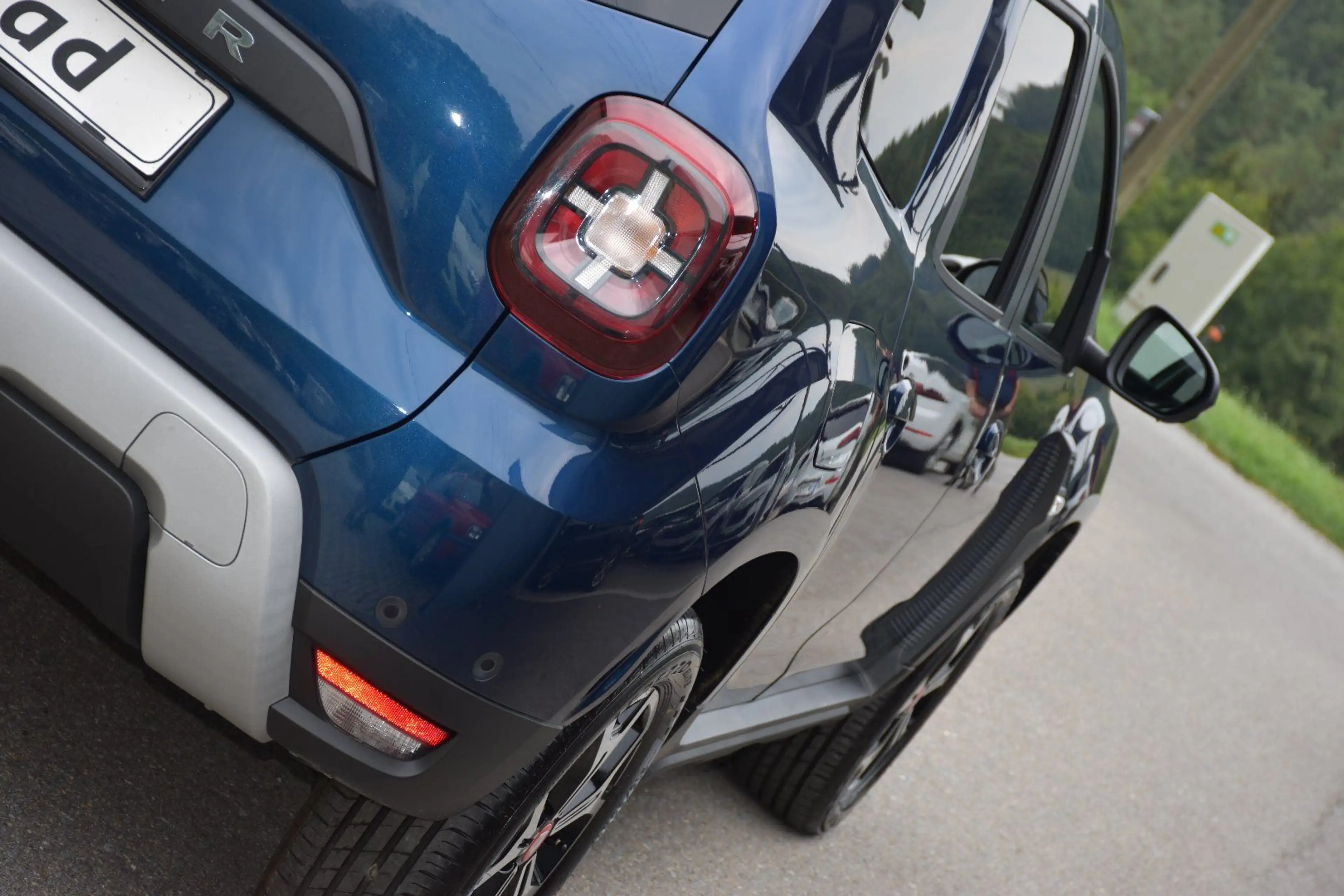 Dacia Duster II 1.6 SCe 115 Charisma 4WD / Service + Pickerl N — photo 8