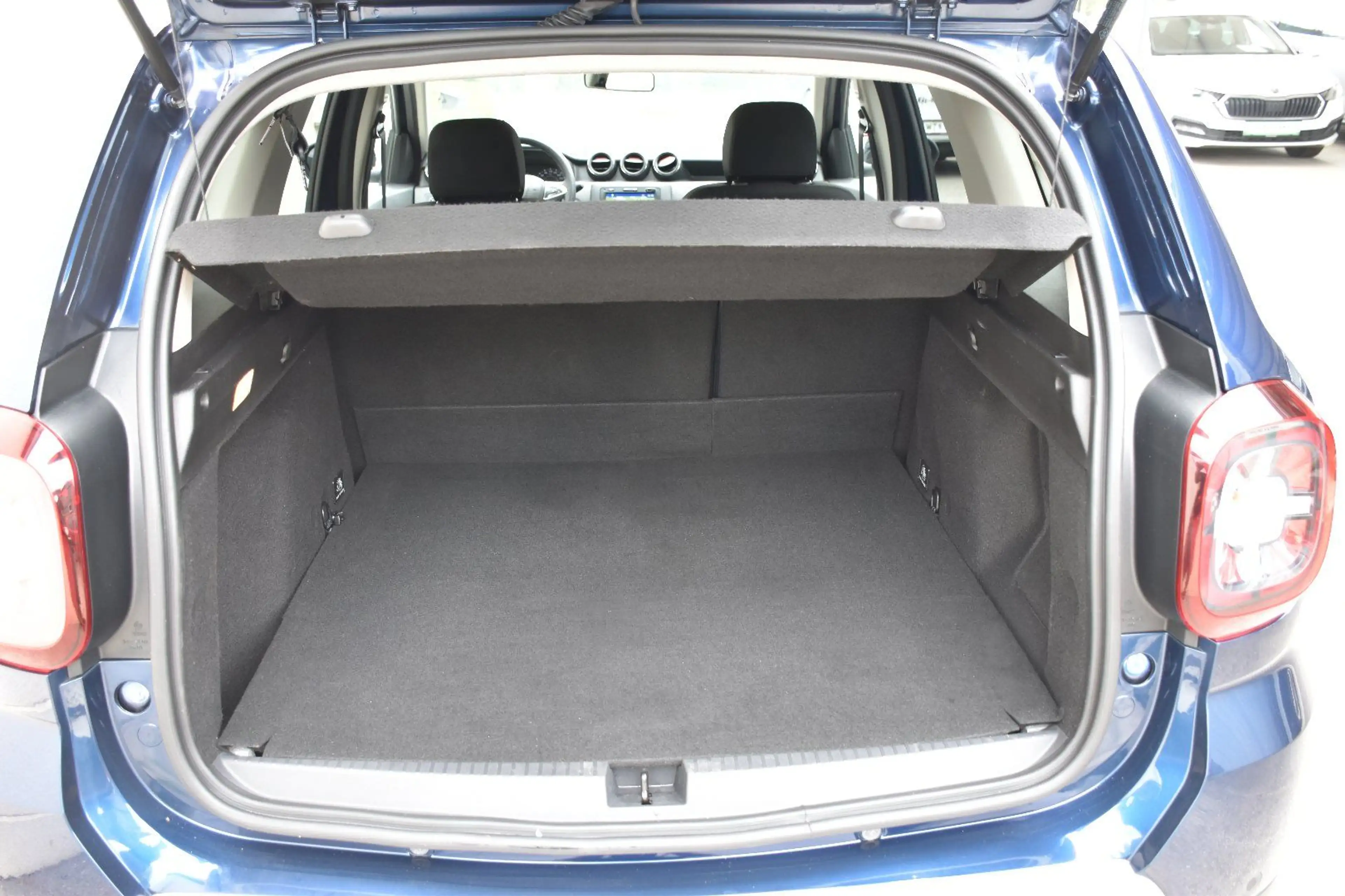 Dacia Duster II 1.6 SCe 115 Charisma 4WD / Service + Pickerl N — photo 14