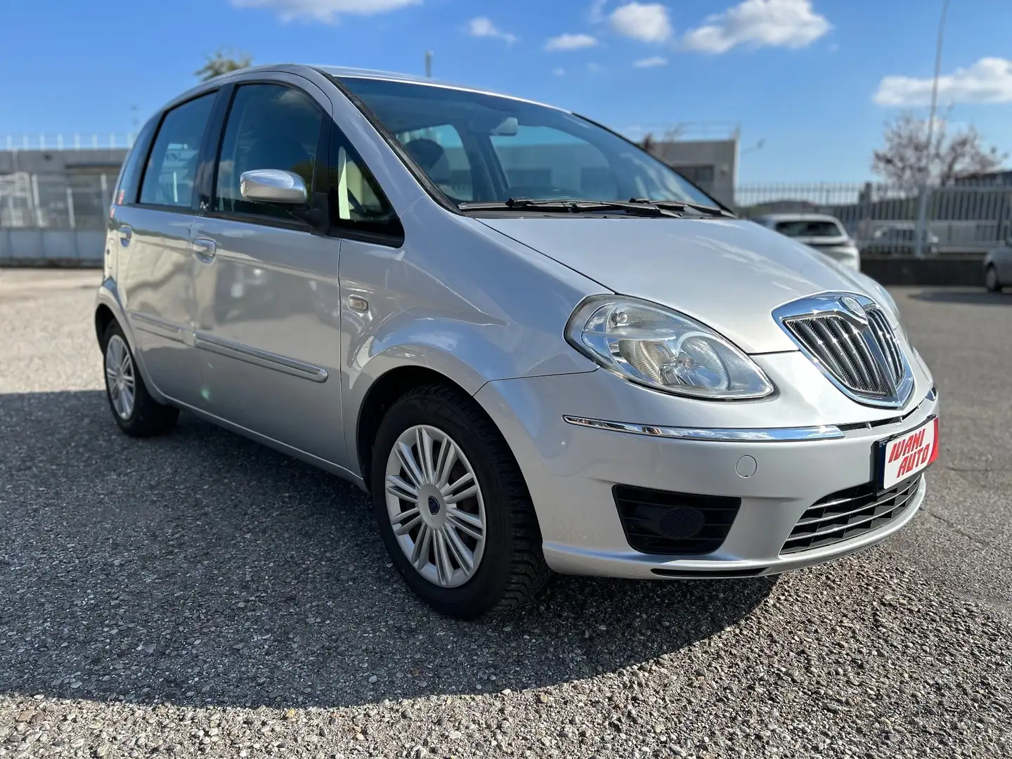 Lancia MUSA Musa 1.4 Argento Plateado - 2