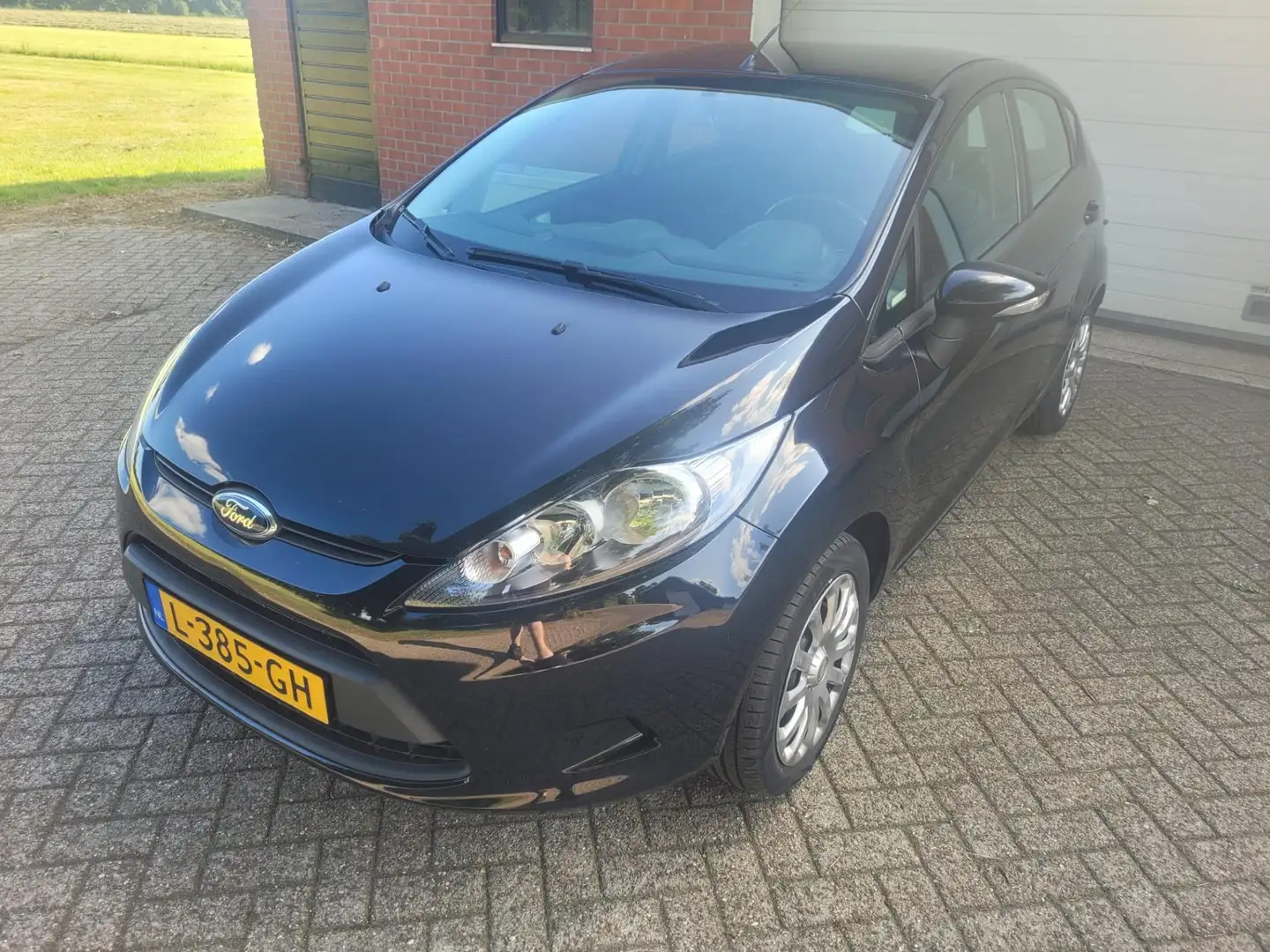 Ford Fiesta 1.25 Trend Negro - 2