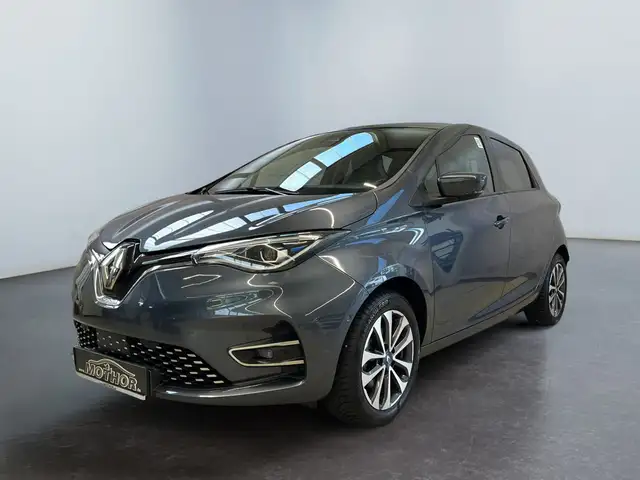 Renault Zoe view 2