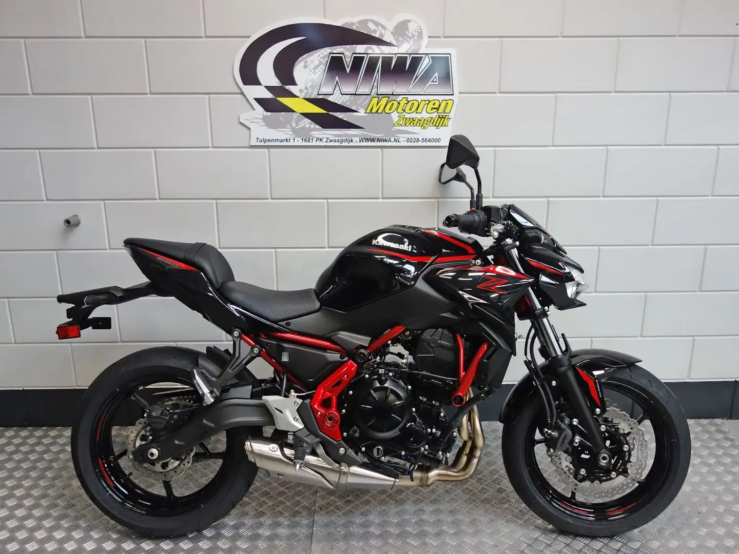Kawasaki Z 650 Rouge - 1