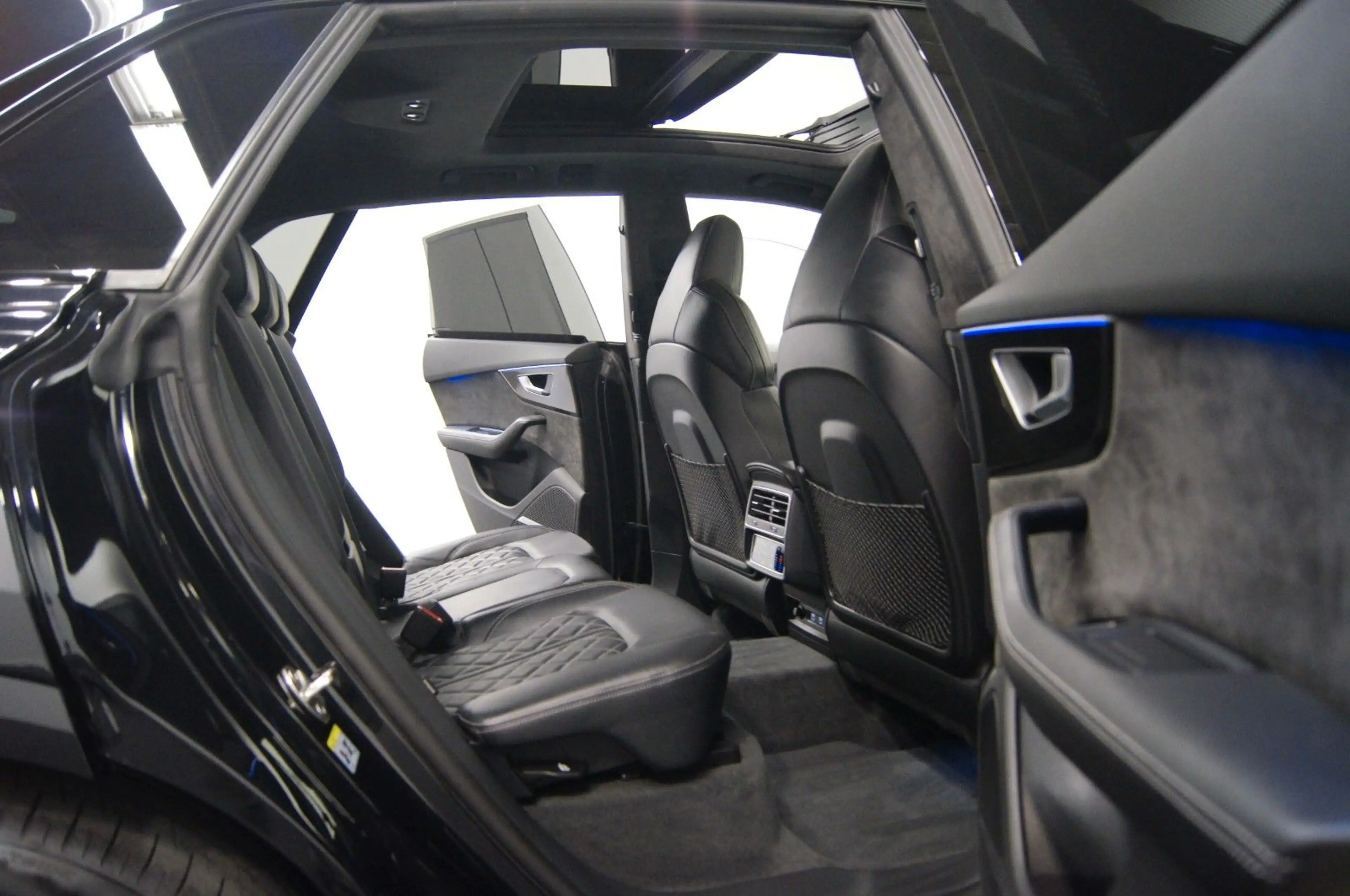 Audi SQ8 4.0 TDI quattro 100% VOLLAUSTATTUNG — photo 13